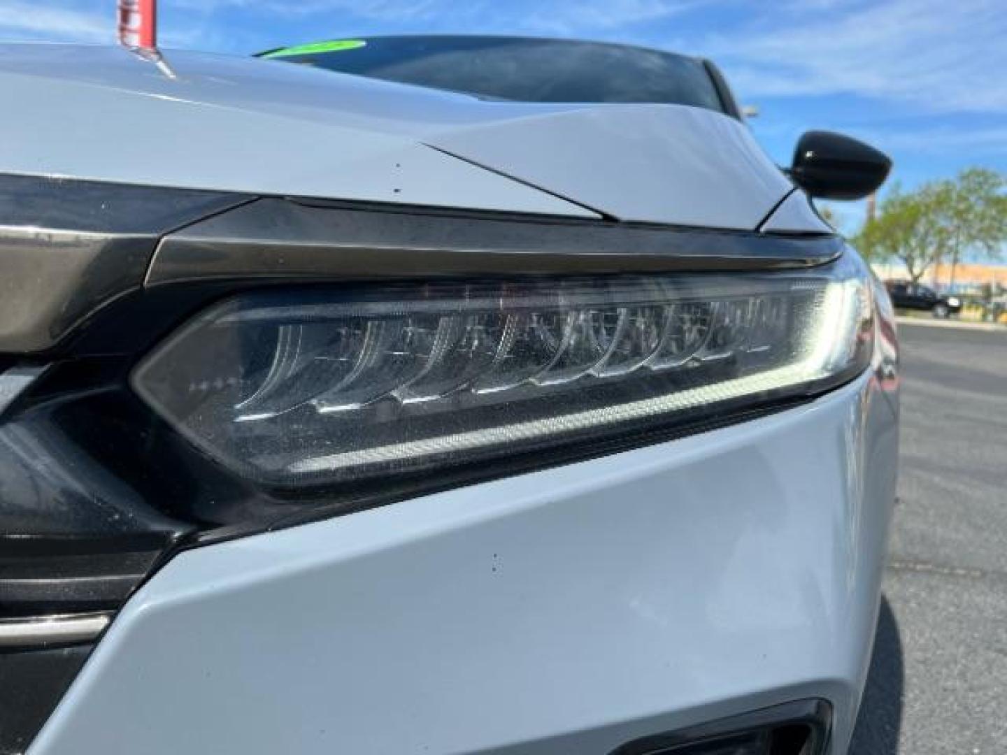2022 GRAY Honda Accord Hybrid (1HGCV3F23NA) with an 4-Cyl Hybrid i-VTEC 2.0 Liter engine, Automatic CVT transmission, located at 412 Auto Vista Drive, Palmdale, 93551, (661) 945-0620, 34.592636, -118.136681 - Photo#13