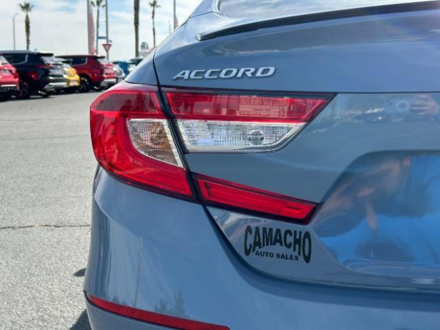 2022 GRAY Honda Accord Hybrid (1HGCV3F23NA) with an 4-Cyl Hybrid i-VTEC 2.0 Liter engine, Automatic CVT transmission, located at 412 Auto Vista Drive, Palmdale, 93551, (661) 945-0620, 34.592636, -118.136681 - Photo#15