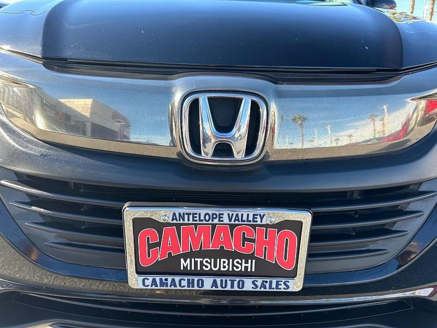 2022 BLACK Honda HR-V (3CZRU5H77NM) with an 4-Cyl i-VTEC 1.8 Liter engine, Automatic CVT w/Sport Mode transmission, located at 412 Auto Vista Drive, Palmdale, 93551, (661) 945-0620, 34.592636, -118.136681 - Photo#14