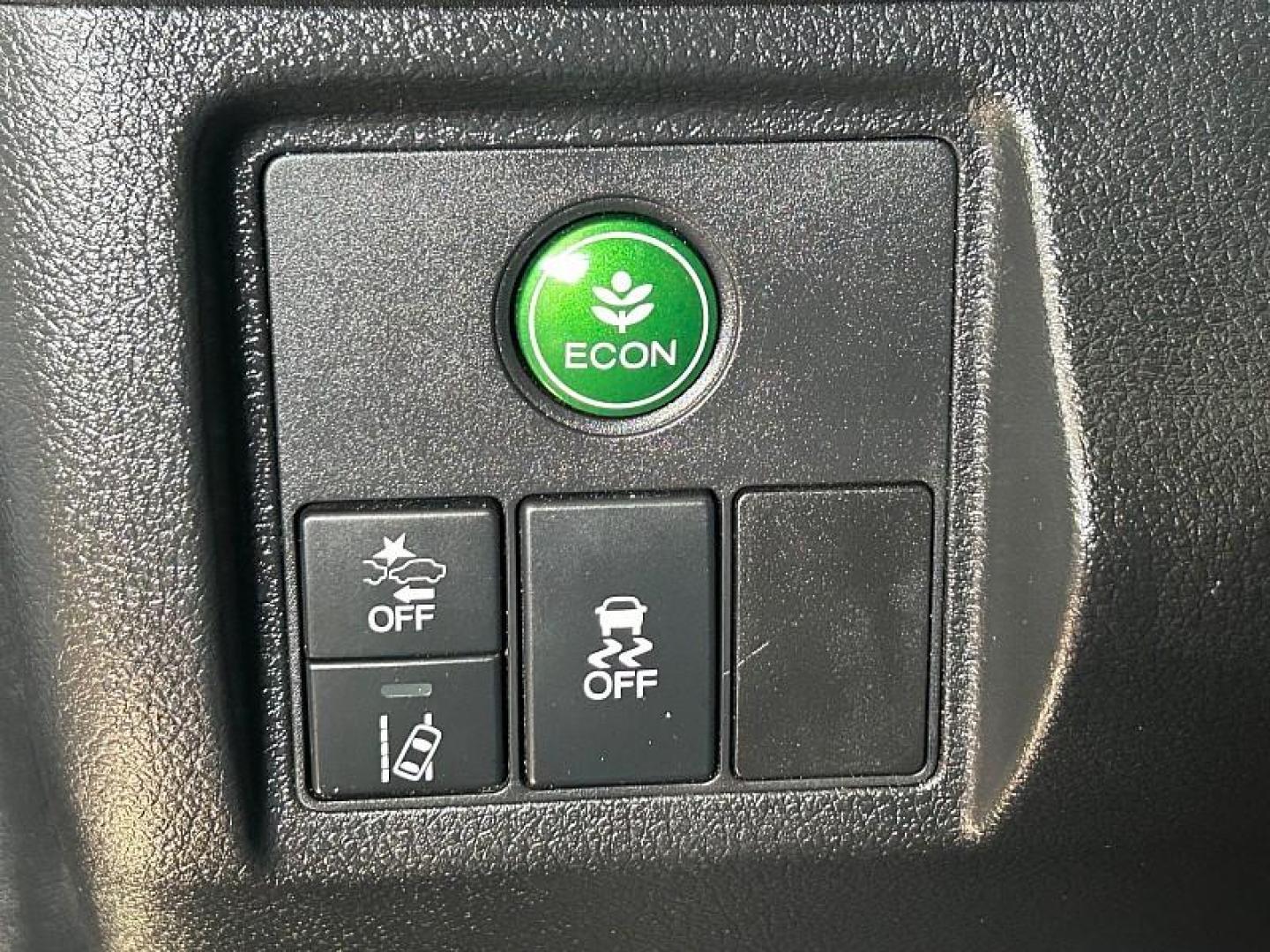 2022 BLACK Honda HR-V (3CZRU5H77NM) with an 4-Cyl i-VTEC 1.8 Liter engine, Automatic CVT w/Sport Mode transmission, located at 412 Auto Vista Drive, Palmdale, 93551, (661) 945-0620, 34.592636, -118.136681 - Photo#28