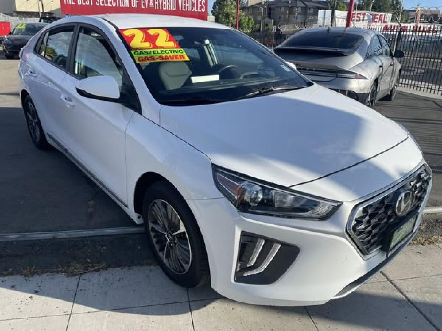 2022 Hyundai Ioniq Plug-In Hybrid SE (KMHC65LD1NU) with an 1.6L L4 DOHC 16V HYBRID engine, 6A transmission, located at 744 E Miner Ave, Stockton, CA, 95202, (209) 944-5770, 37.956863, -121.282082 - PLUS TAXES AND FEES NO CHARGER AVAILABLE - Photo#1
