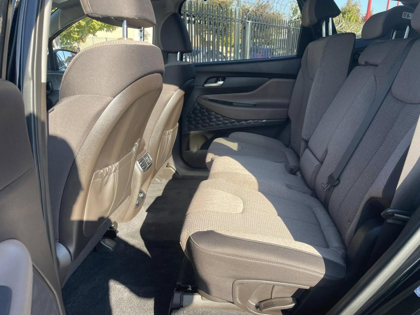 2022 Hyundai Santa Fe Plug-In Hybrid SEL (KM8S6DA21NU) with an 1.6L L4 DOHC 16V HYBRID engine, 6A transmission, located at 744 E Miner Ave, Stockton, CA, 95202, (209) 944-5770, 37.956863, -121.282082 - PLUS TAXES AND FEES - Photo#6