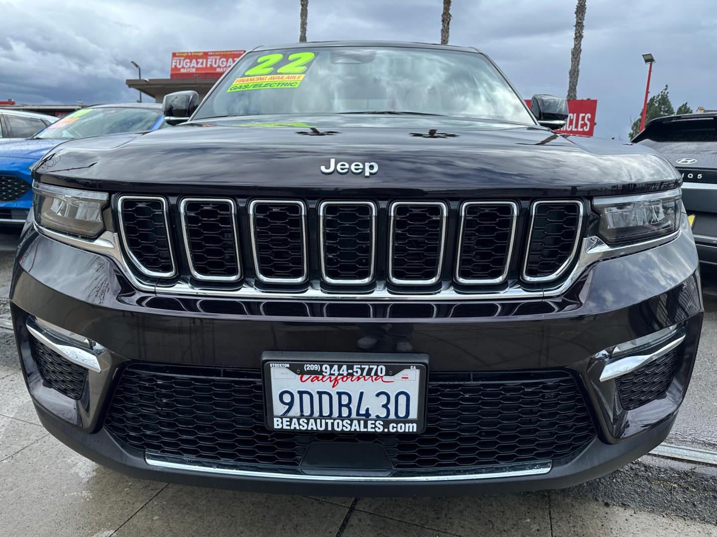 2022 Jeep Grand Cherokee 4xe Limited (1C4RJYB62N8) with an 2.0L L4 DOHC 16V HYBRID engine, 8A transmission, located at 744 E Miner Ave, Stockton, CA, 95202, (209) 944-5770, 37.956863, -121.282082 - Photo#2
