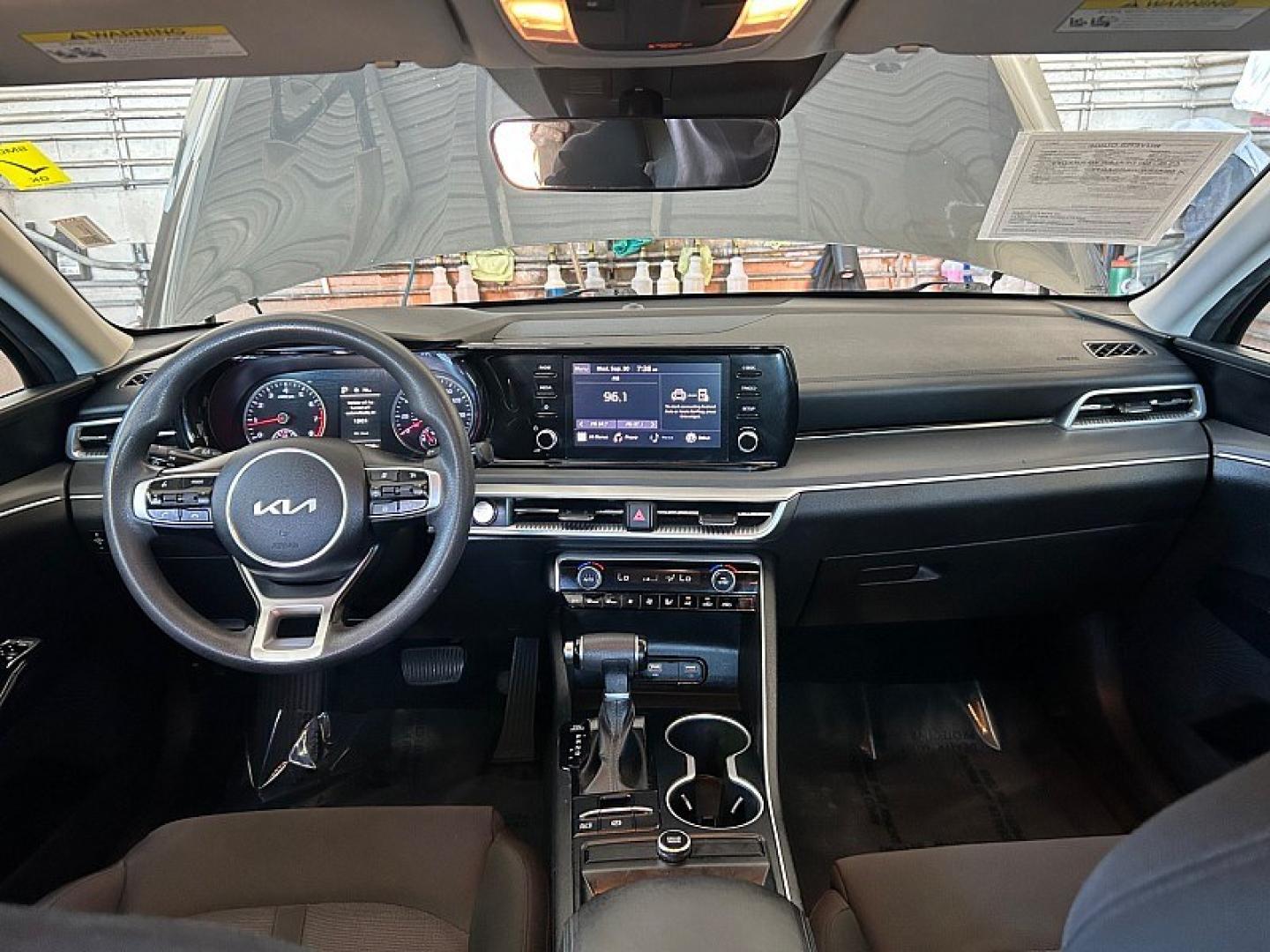 2022 GRAY Kia K5 (5XXG14J25NG) with an 4-Cyl Turbo 1.6 Liter engine, Automatic 8-Spd transmission, located at 412 Auto Vista Drive, Palmdale, 93551, (661) 945-0620, 34.592636, -118.136681- Photo#18