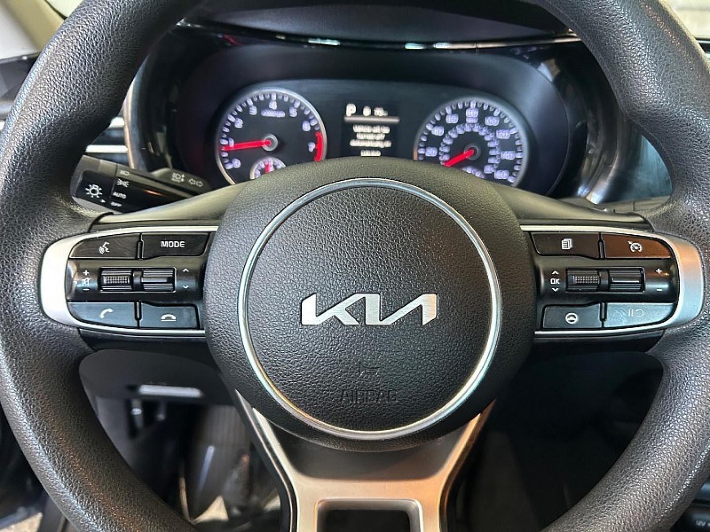2022 GRAY Kia K5 (5XXG14J25NG) with an 4-Cyl Turbo 1.6 Liter engine, Automatic 8-Spd transmission, located at 412 Auto Vista Drive, Palmdale, 93551, (661) 945-0620, 34.592636, -118.136681- Photo#20