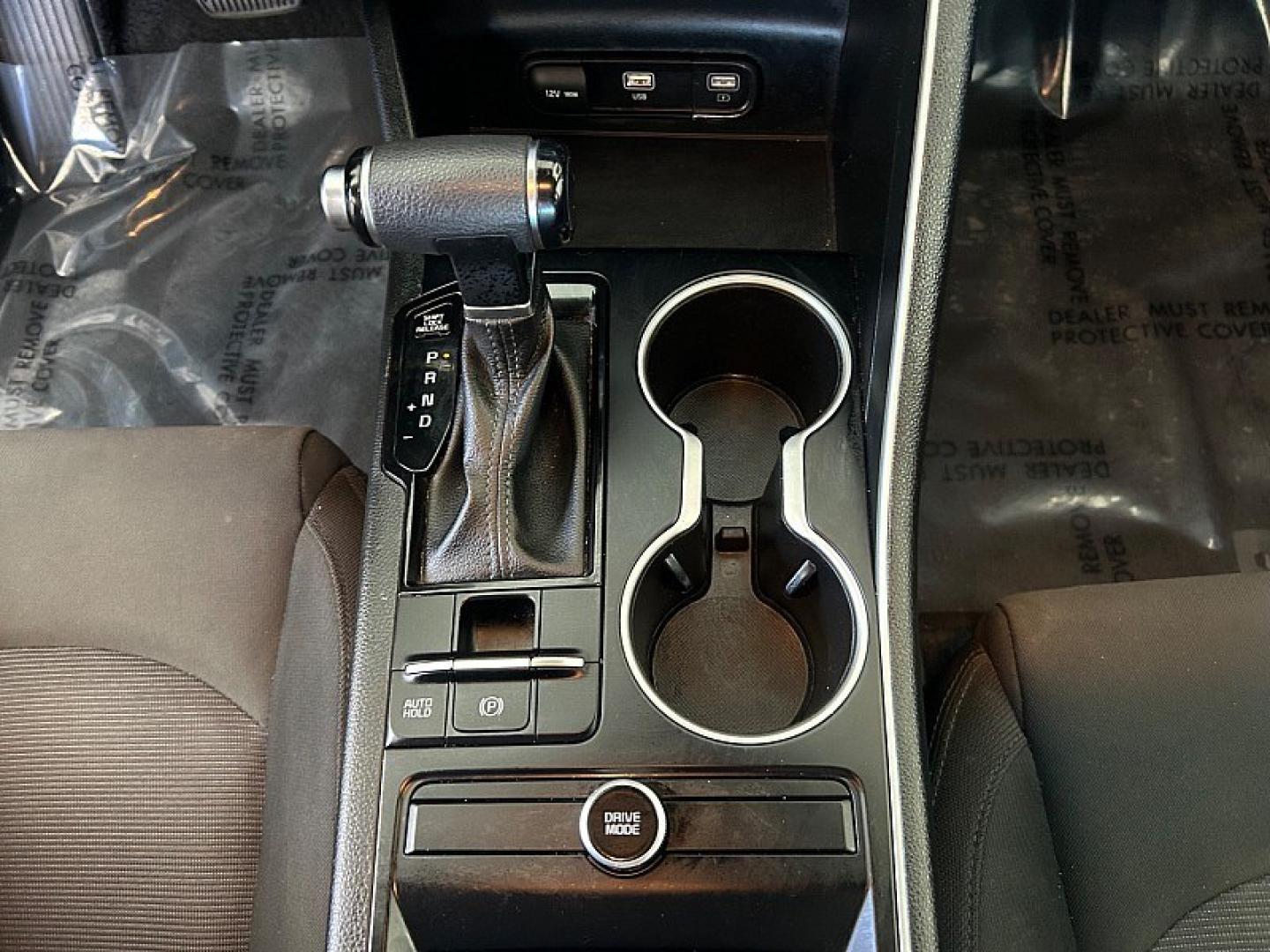 2022 GRAY Kia K5 (5XXG14J25NG) with an 4-Cyl Turbo 1.6 Liter engine, Automatic 8-Spd transmission, located at 412 Auto Vista Drive, Palmdale, 93551, (661) 945-0620, 34.592636, -118.136681- Photo#21