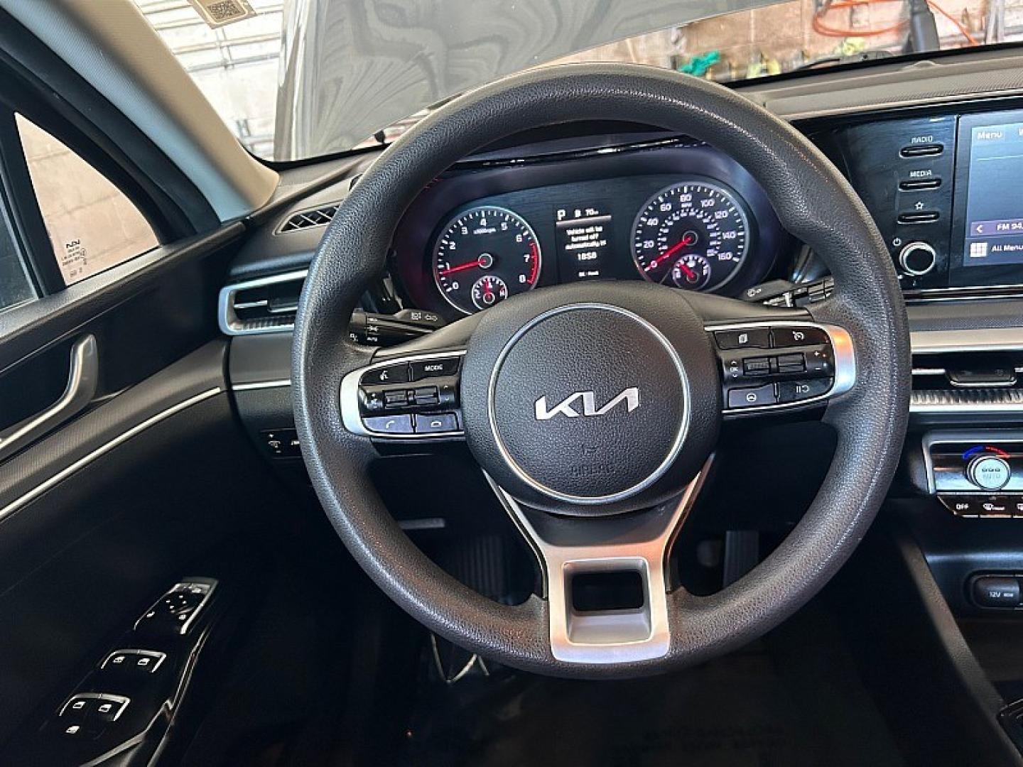 2022 GRAY Kia K5 (5XXG14J25NG) with an 4-Cyl Turbo 1.6 Liter engine, Automatic 8-Spd transmission, located at 412 Auto Vista Drive, Palmdale, 93551, (661) 945-0620, 34.592636, -118.136681- Photo#24