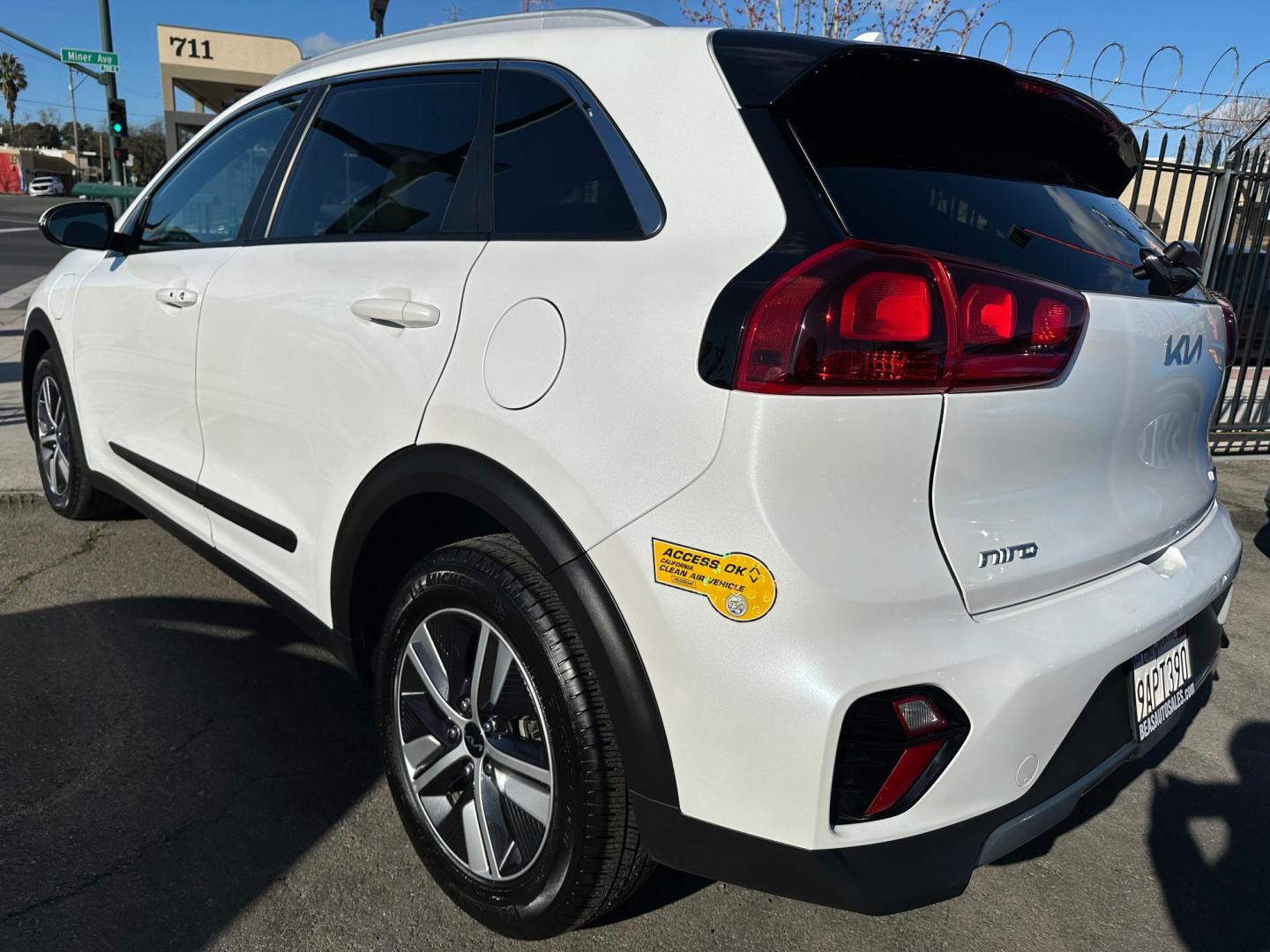 2022 Kia Niro Plug In Hybrid LXS (KNDCM3LD4N5) , 6A transmission, located at 744 E Miner Ave, Stockton, CA, 95202, (209) 944-5770, 37.956863, -121.282082 - Photo#6