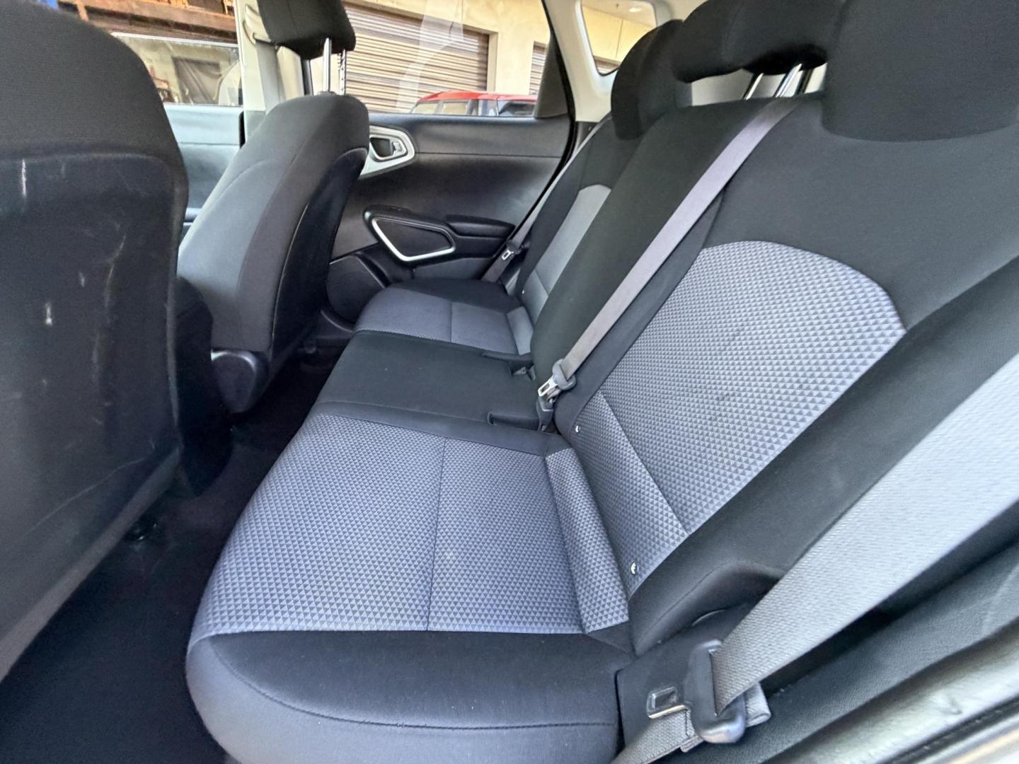2022 Gray metallic /BLACK Kia Soul LX CVT (KNDJ23AUXN7) with an 2.0L L4 DOHC 16V engine, CVT transmission, located at 30 S. Berkeley Avenue, Pasadena, CA, 91107, (626) 248-7567, 34.145447, -118.109398 - Crown City Motors is a used “Buy Here Pay Here” car dealer in Pasadena CA. “Buy Here Pay Here” financing, means that when you purchase your vehicle from our dealership, that you make the payments to the dealership as well. We do not need the banks approval to get you approved for a used auto- Photo#15
