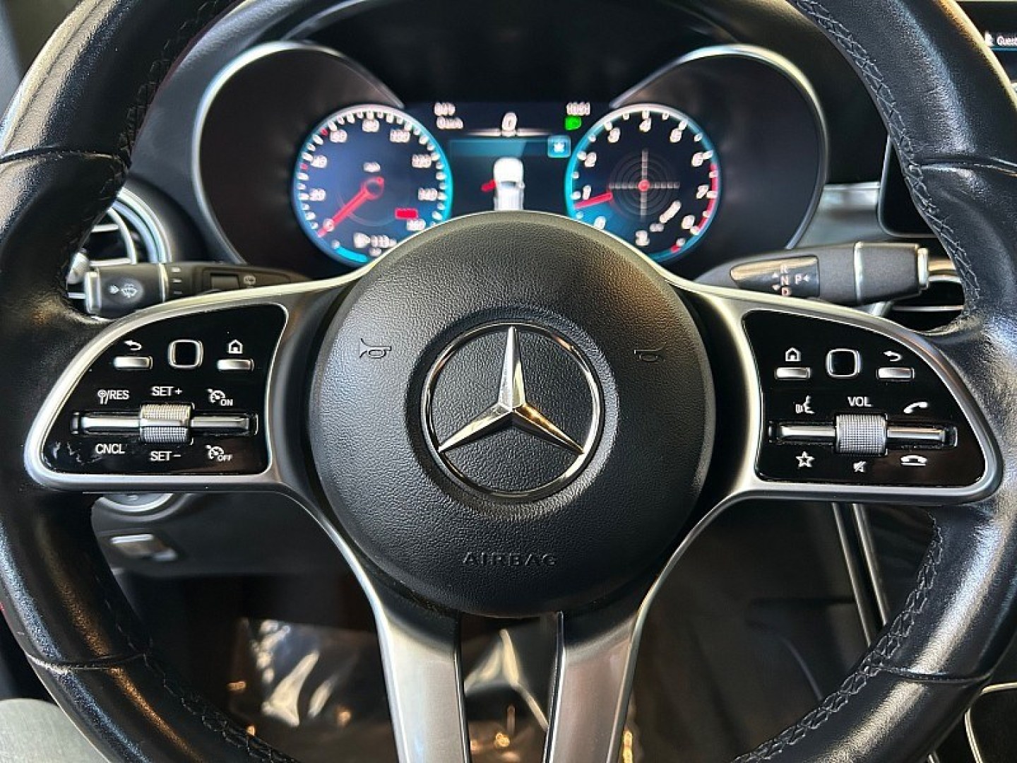 2022 Gray Mercedes-Benz GLC (W1N0G8DB8NV) with an 4-Cyl Turbo 2.0 Liter engine, Automatic 9-Spd 9G-Tronic transmission, located at 412 Auto Vista Drive, Palmdale, 93551, (661) 945-0620, 34.592636, -118.136681- Photo#22