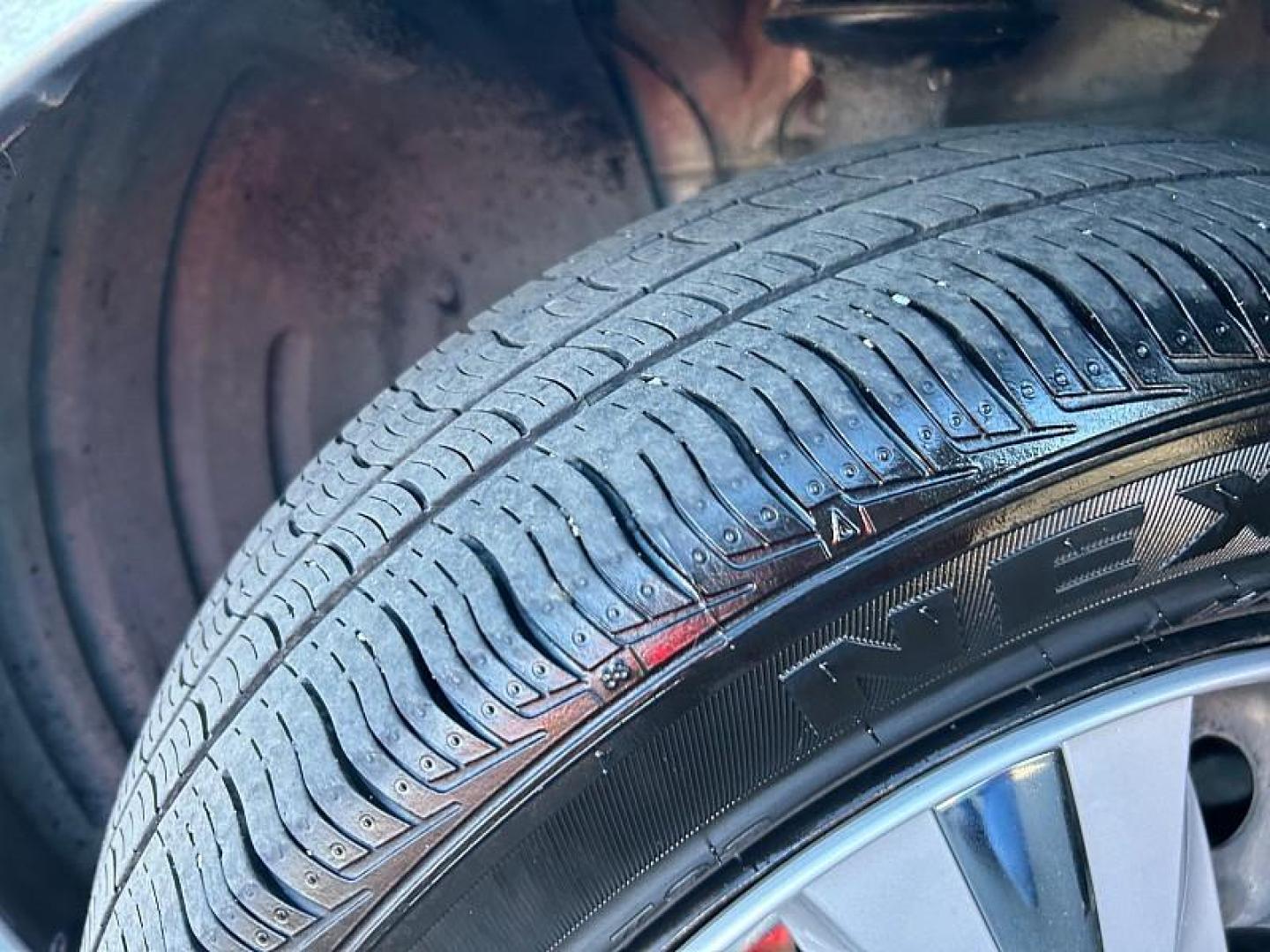 2022 GRAY Mitsubishi Mirage (ML32AUHJ4NH) with an 3-Cyl 1.2 Liter engine, Automatic CVT transmission, located at 412 Auto Vista Drive, Palmdale, 93551, (661) 945-0620, 34.592636, -118.136681 - Photo#8