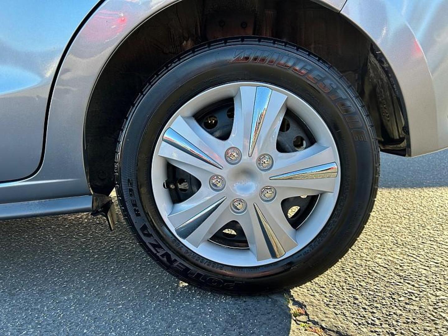2022 GRAY Mitsubishi Mirage (ML32AUHJ4NH) with an 3-Cyl 1.2 Liter engine, Automatic CVT transmission, located at 412 Auto Vista Drive, Palmdale, 93551, (661) 945-0620, 34.592636, -118.136681 - Photo#7