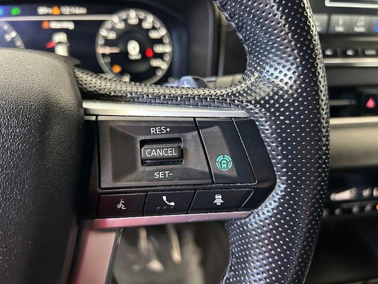 2022 BLUE Mitsubishi Outlander (JA4J3UA86NZ) with an 4-Cyl 2.5 Liter engine, Automatic CVT transmission, located at 412 Auto Vista Drive, Palmdale, 93551, (661) 945-0620, 34.592636, -118.136681 - Photo#19