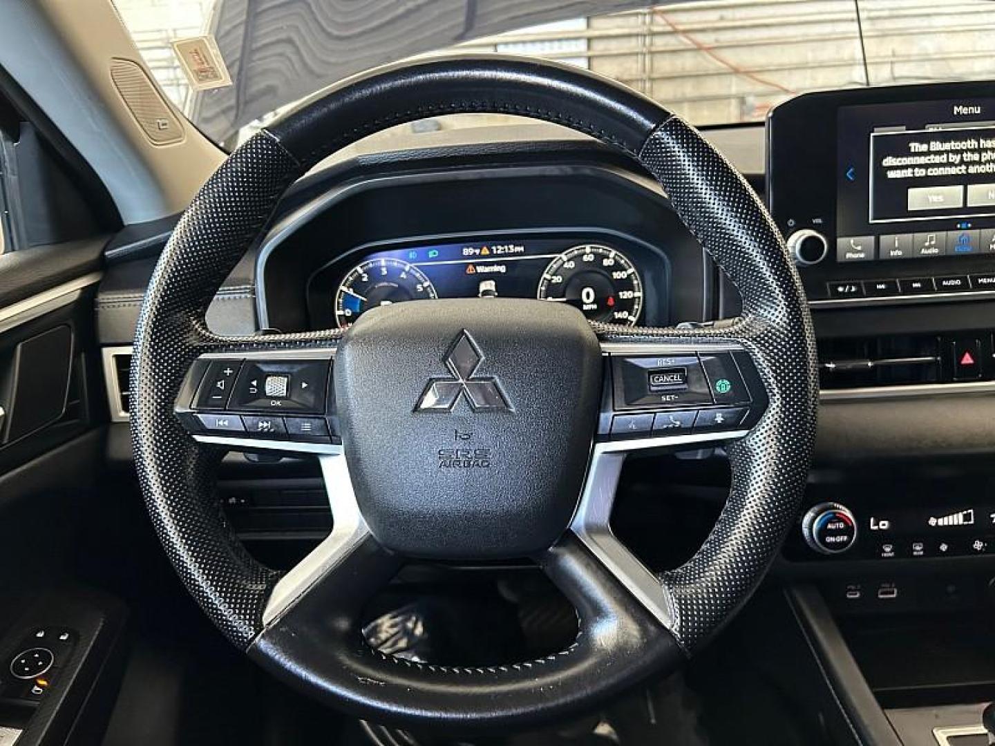 2022 BLUE Mitsubishi Outlander (JA4J3UA86NZ) with an 4-Cyl 2.5 Liter engine, Automatic CVT transmission, located at 412 Auto Vista Drive, Palmdale, 93551, (661) 945-0620, 34.592636, -118.136681 - Photo#23