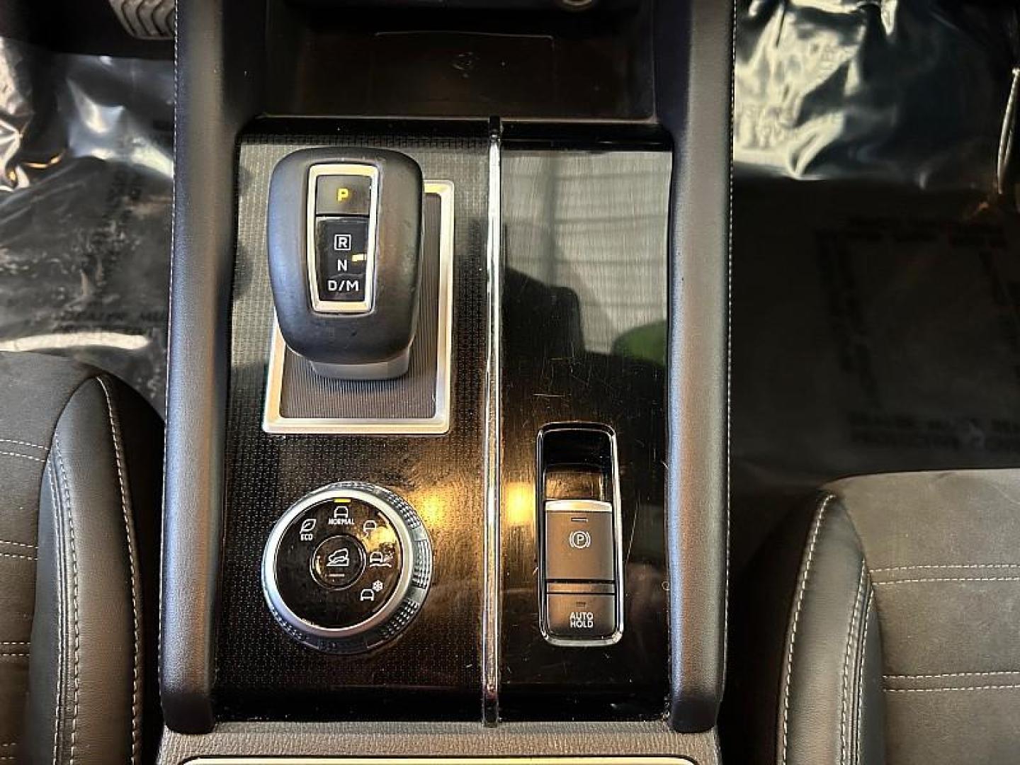 2022 RED Mitsubishi Outlander (JA4J3UA84NZ) with an 4-Cyl 2.5 Liter engine, Automatic CVT transmission, located at 412 Auto Vista Drive, Palmdale, 93551, (661) 945-0620, 34.592636, -118.136681 - Photo#23