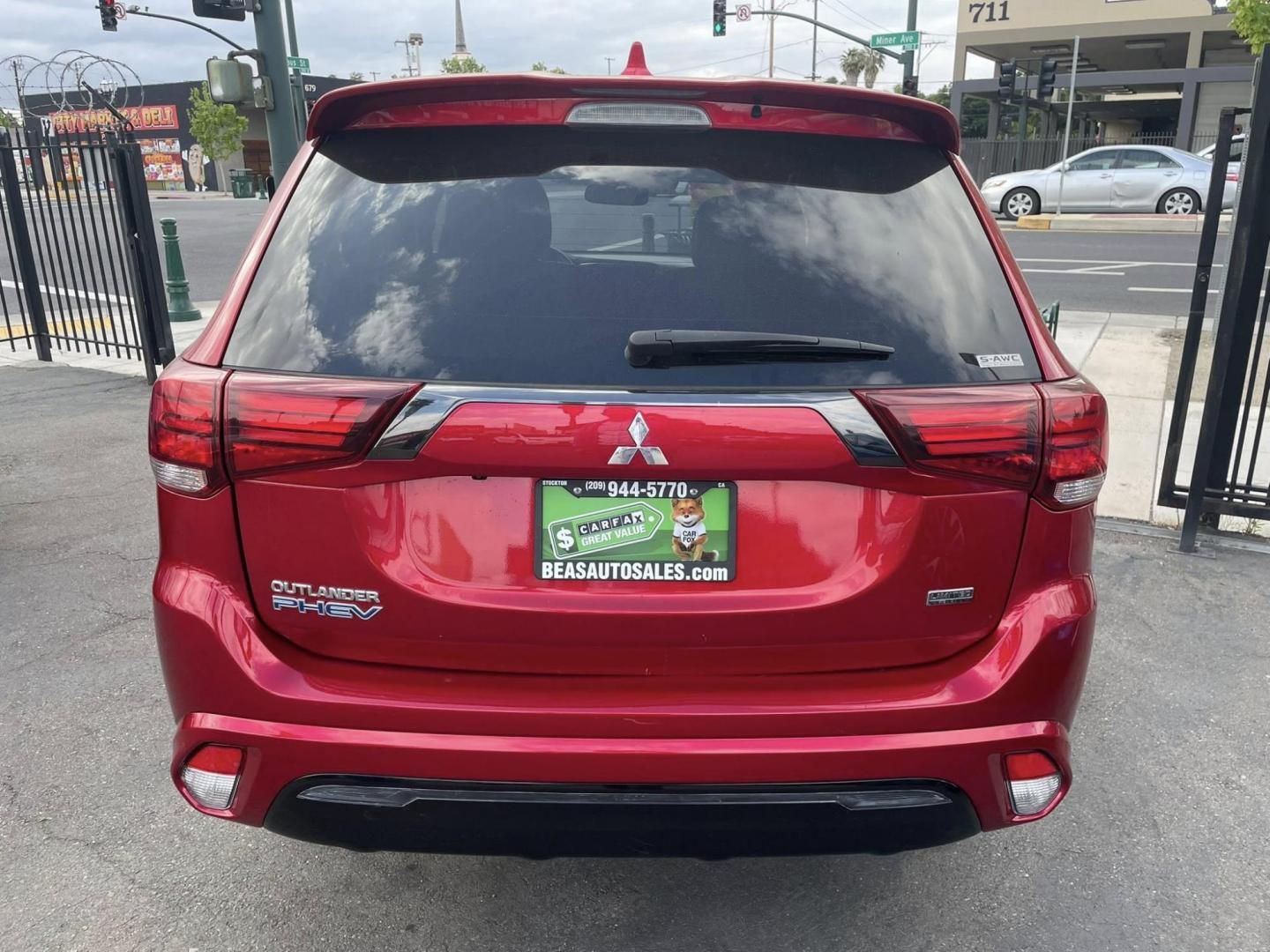 2022 Mitsubishi Outlander PHEV SEL (JA4J2VA76NZ) with an 2.0L L4 DOHC 16V HYBRID engine, 1A transmission, located at 744 E Miner Ave, Stockton, CA, 95202, (209) 944-5770, 37.956863, -121.282082 - PLUS TAXES AND FEES NO CHARGER AVAILABLE - Photo#11
