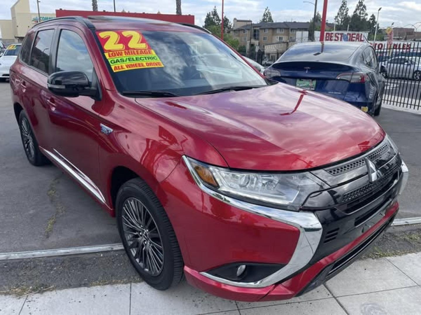 2022 Mitsubishi Outlander PHEV SEL (JA4J2VA76NZ) with an 2.0L L4 DOHC 16V HYBRID engine, 1A transmission, located at 744 E Miner Ave, Stockton, CA, 95202, (209) 944-5770, 37.956863, -121.282082 - PLUS TAXES AND FEES NO CHARGER AVAILABLE - Photo#0