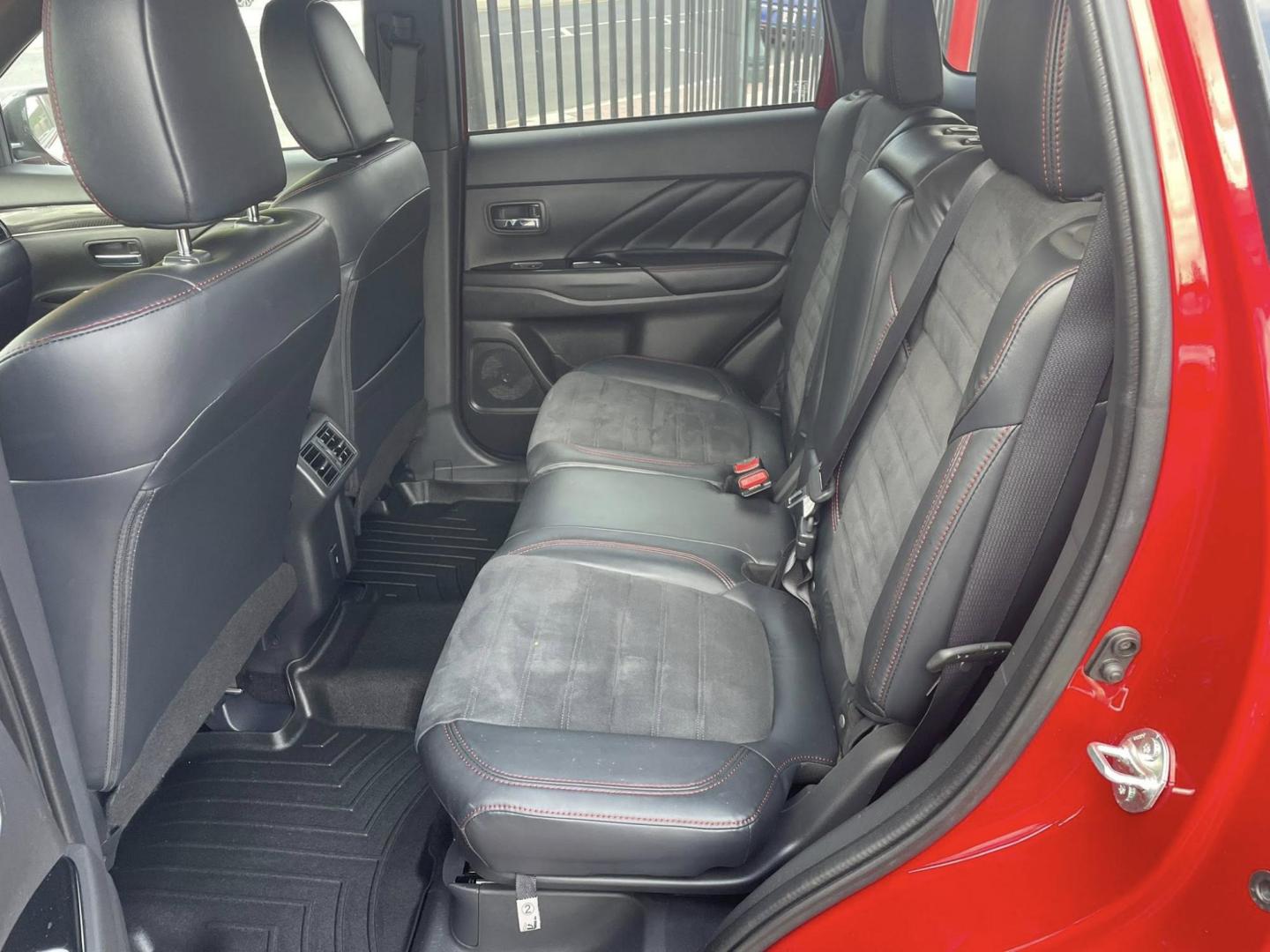 2022 Mitsubishi Outlander PHEV SEL (JA4J2VA76NZ) with an 2.0L L4 DOHC 16V HYBRID engine, 1A transmission, located at 744 E Miner Ave, Stockton, CA, 95202, (209) 944-5770, 37.956863, -121.282082 - PLUS TAXES AND FEES NO CHARGER AVAILABLE - Photo#8