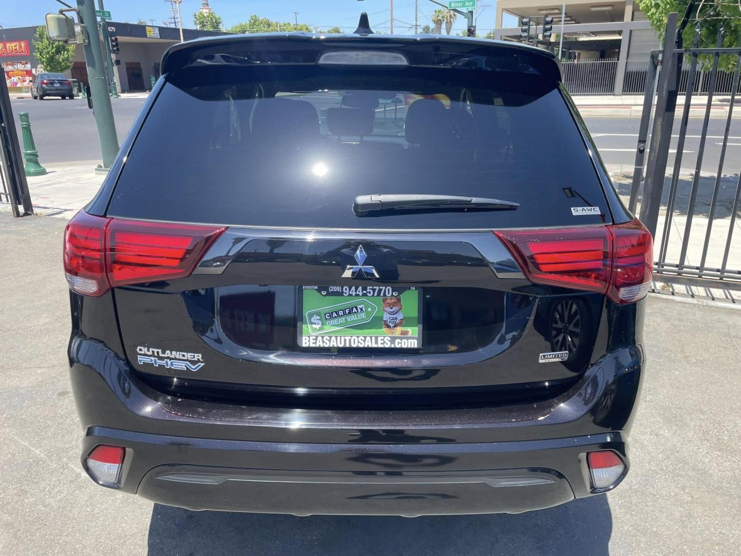 2022 Mitsubishi Outlander PHEV SEL (JA4J2VA72NZ) with an 2.0L L4 DOHC 16V HYBRID engine, 1A transmission, located at 744 E Miner Ave, Stockton, CA, 95202, (209) 944-5770, 37.956863, -121.282082 - PLUS TAXES AND FEES NO CHARGER AVAILABLE - Photo#12
