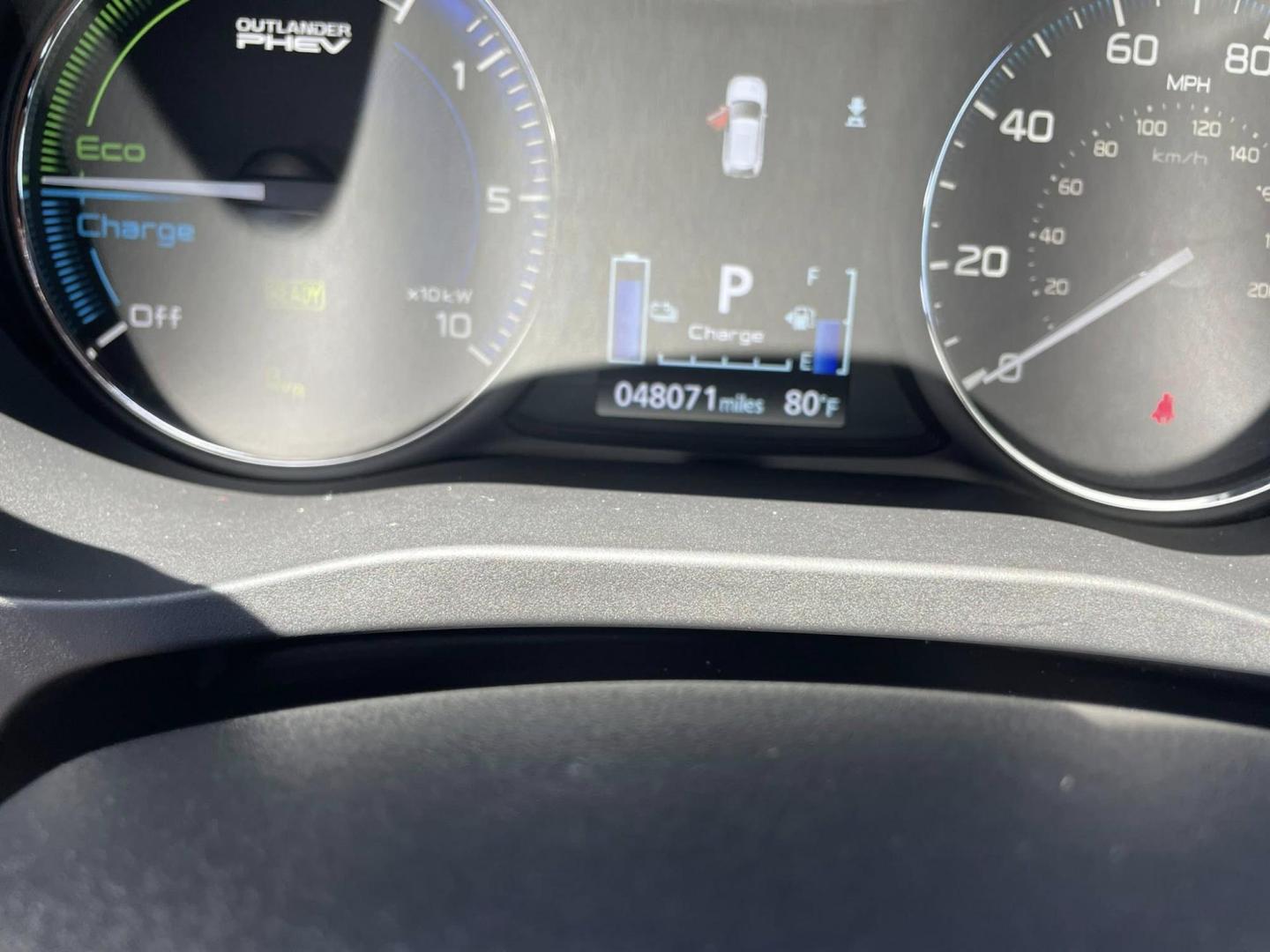 2022 Mitsubishi Outlander PHEV SEL (JA4J2VA72NZ) with an 2.0L L4 DOHC 16V HYBRID engine, 1A transmission, located at 744 E Miner Ave, Stockton, CA, 95202, (209) 944-5770, 37.956863, -121.282082 - PLUS TAXES AND FEES NO CHARGER AVAILABLE - Photo#10