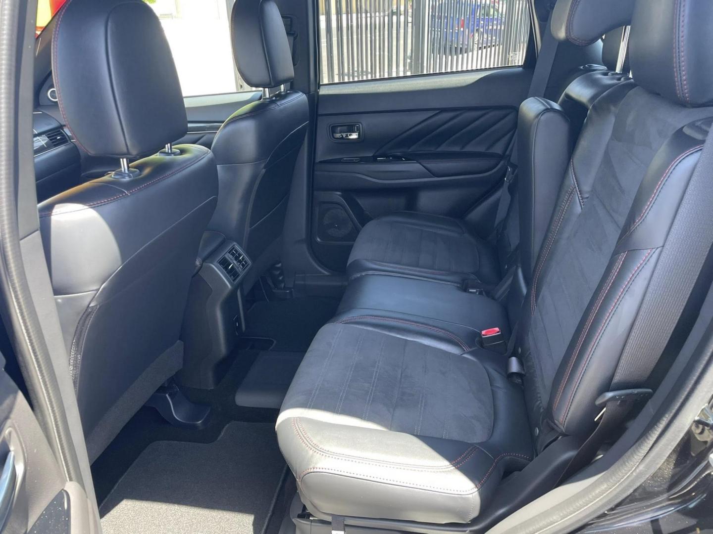 2022 Mitsubishi Outlander PHEV SEL (JA4J2VA72NZ) with an 2.0L L4 DOHC 16V HYBRID engine, 1A transmission, located at 744 E Miner Ave, Stockton, CA, 95202, (209) 944-5770, 37.956863, -121.282082 - PLUS TAXES AND FEES NO CHARGER AVAILABLE - Photo#9