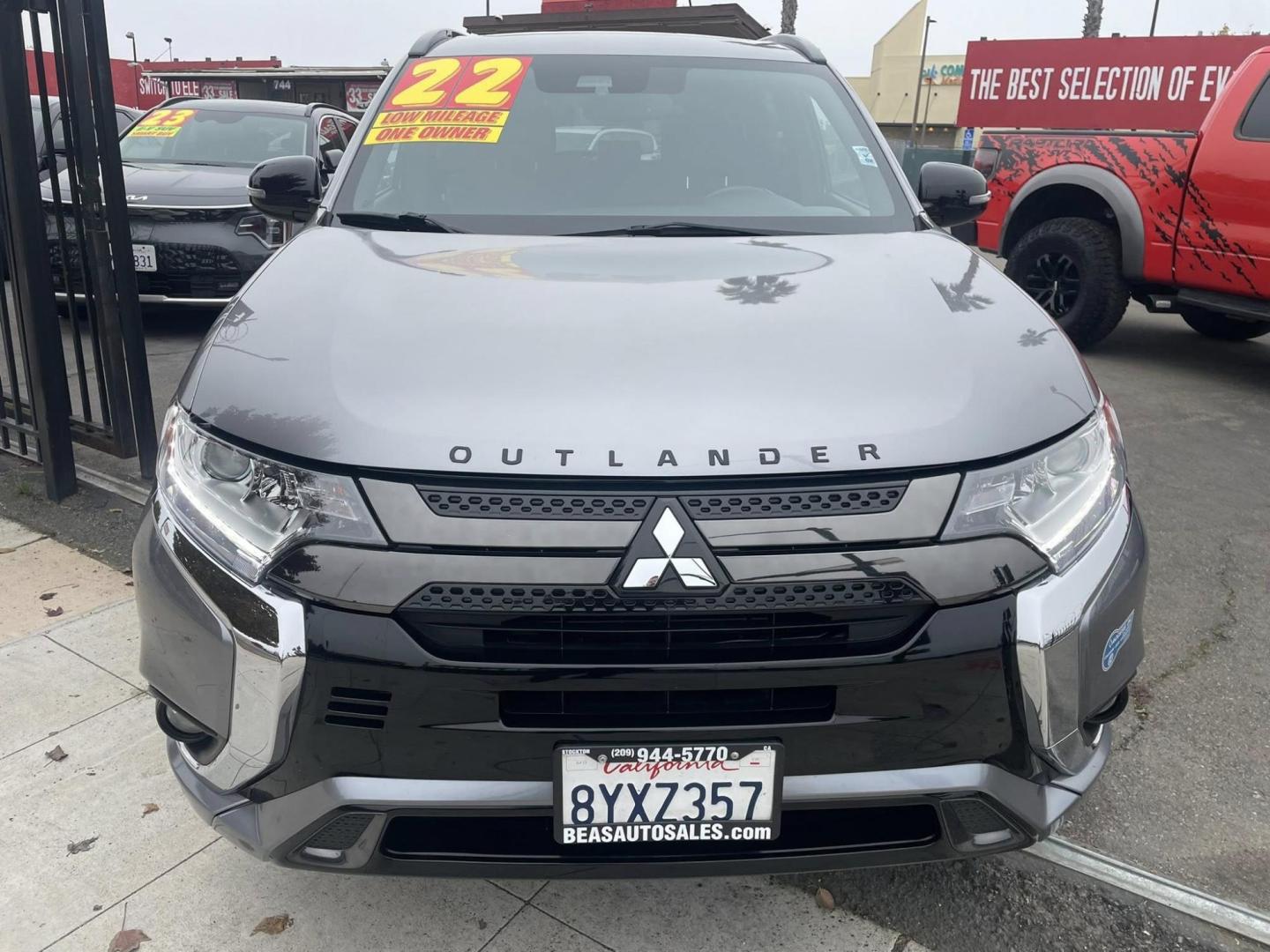 2022 Mitsubishi Outlander PHEV SEL (JA4J2VA77NZ) with an 2.0L L4 DOHC 16V HYBRID engine, 1A transmission, located at 744 E Miner Ave, Stockton, CA, 95202, (209) 944-5770, 37.956863, -121.282082 - PLUS TAXES AND FEES NO CHARGER AVAILABLE - Photo#2