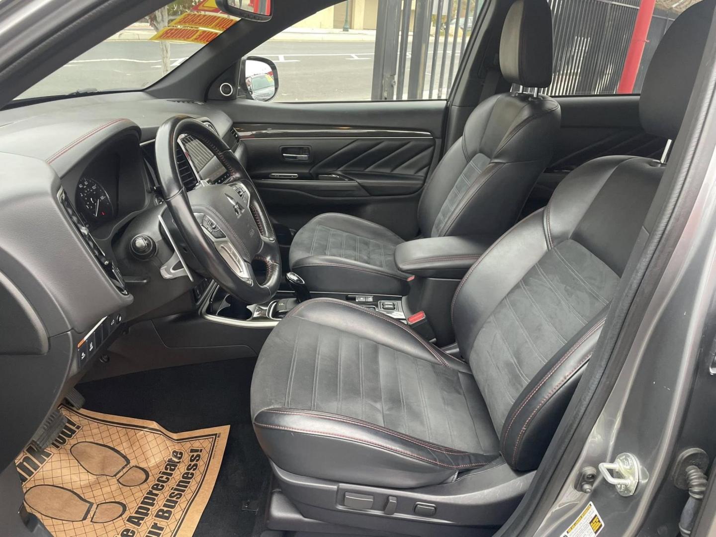 2022 Mitsubishi Outlander PHEV SEL (JA4J2VA77NZ) with an 2.0L L4 DOHC 16V HYBRID engine, 1A transmission, located at 744 E Miner Ave, Stockton, CA, 95202, (209) 944-5770, 37.956863, -121.282082 - PLUS TAXES AND FEES NO CHARGER AVAILABLE - Photo#6