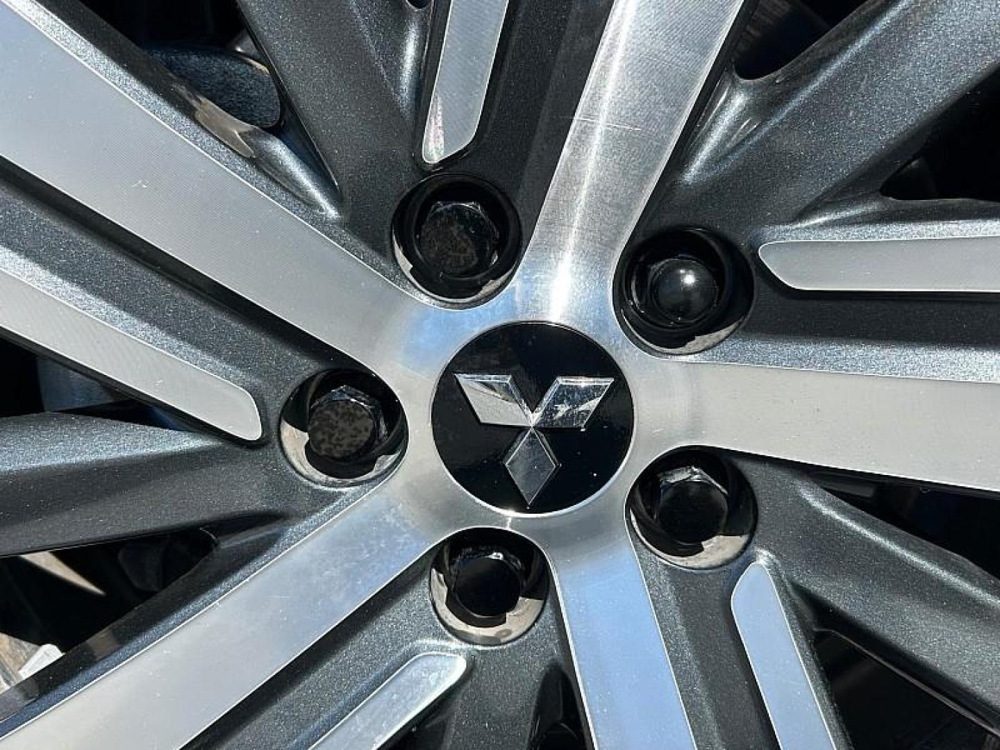 2022 Mitsubishi Outlander Sport (JA4APVAU4NU) with an 4-Cyl 2.0 Liter engine, Automatic CVT transmission, located at 412 Auto Vista Drive, Palmdale, 93551, (661) 945-0620, 34.592636, -118.136681 - Photo#15