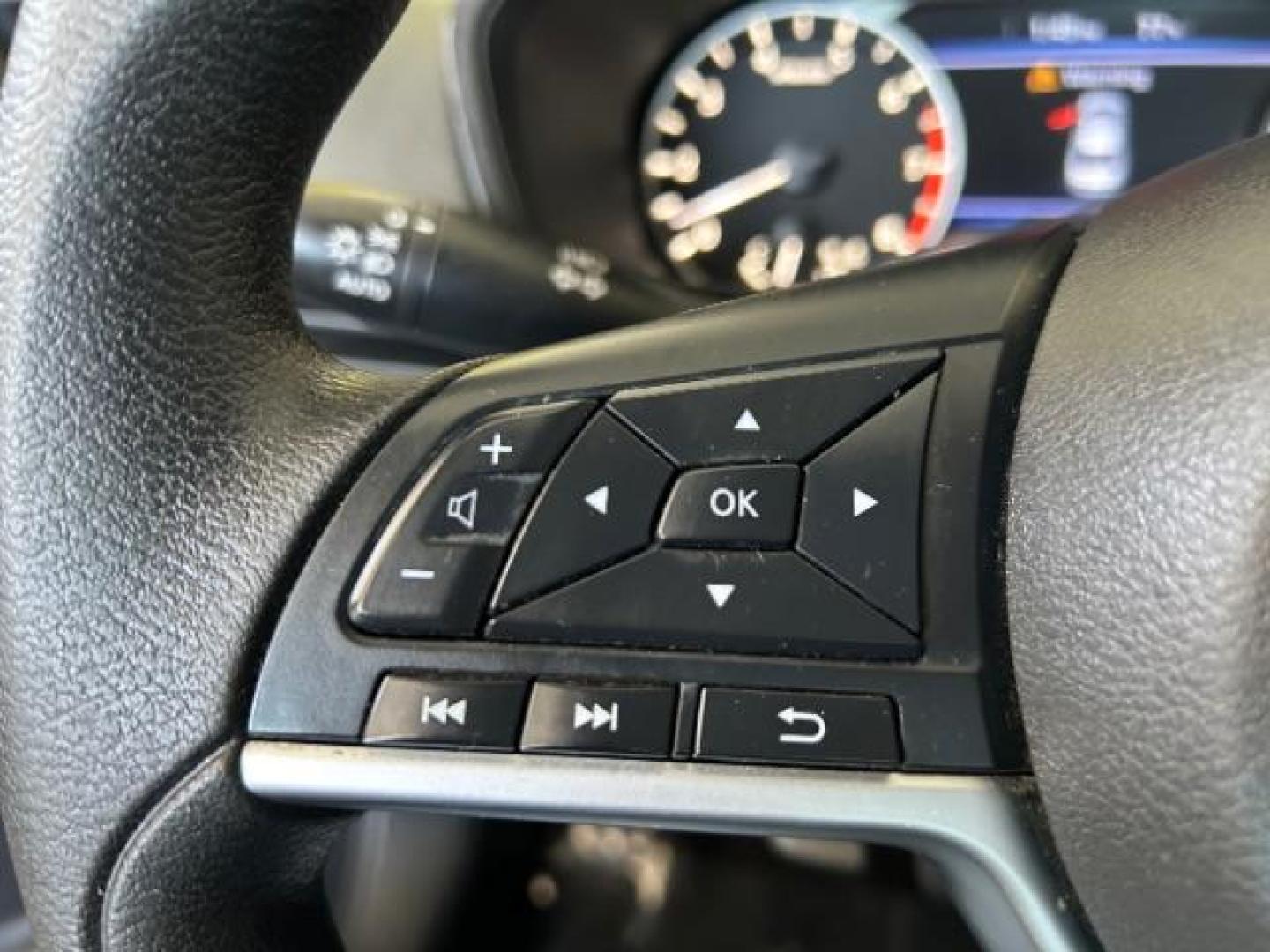 2022 GRAY Nissan Altima (1N4BL4DV6NN) with an 4-Cyl 2.5 Liter engine, Automatic Xtronic CVT transmission, located at 412 Auto Vista Drive, Palmdale, 93551, (661) 945-0620, 34.592636, -118.136681 - Photo#20