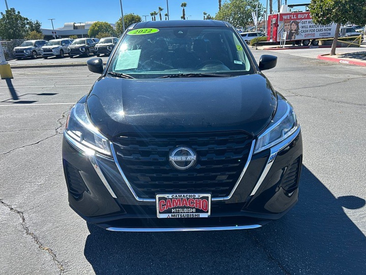 2022 Black Nissan Kicks (3N1CP5BV9NL) with an 4-Cyl 1.6 Liter engine, Automatic CVT w/Xtronic transmission, located at 412 Auto Vista Drive, Palmdale, 93551, (661) 945-0620, 34.592636, -118.136681- Photo#1