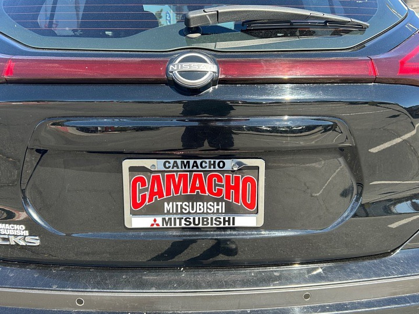 2022 Black Nissan Kicks (3N1CP5BV9NL) with an 4-Cyl 1.6 Liter engine, Automatic CVT w/Xtronic transmission, located at 412 Auto Vista Drive, Palmdale, 93551, (661) 945-0620, 34.592636, -118.136681- Photo#15