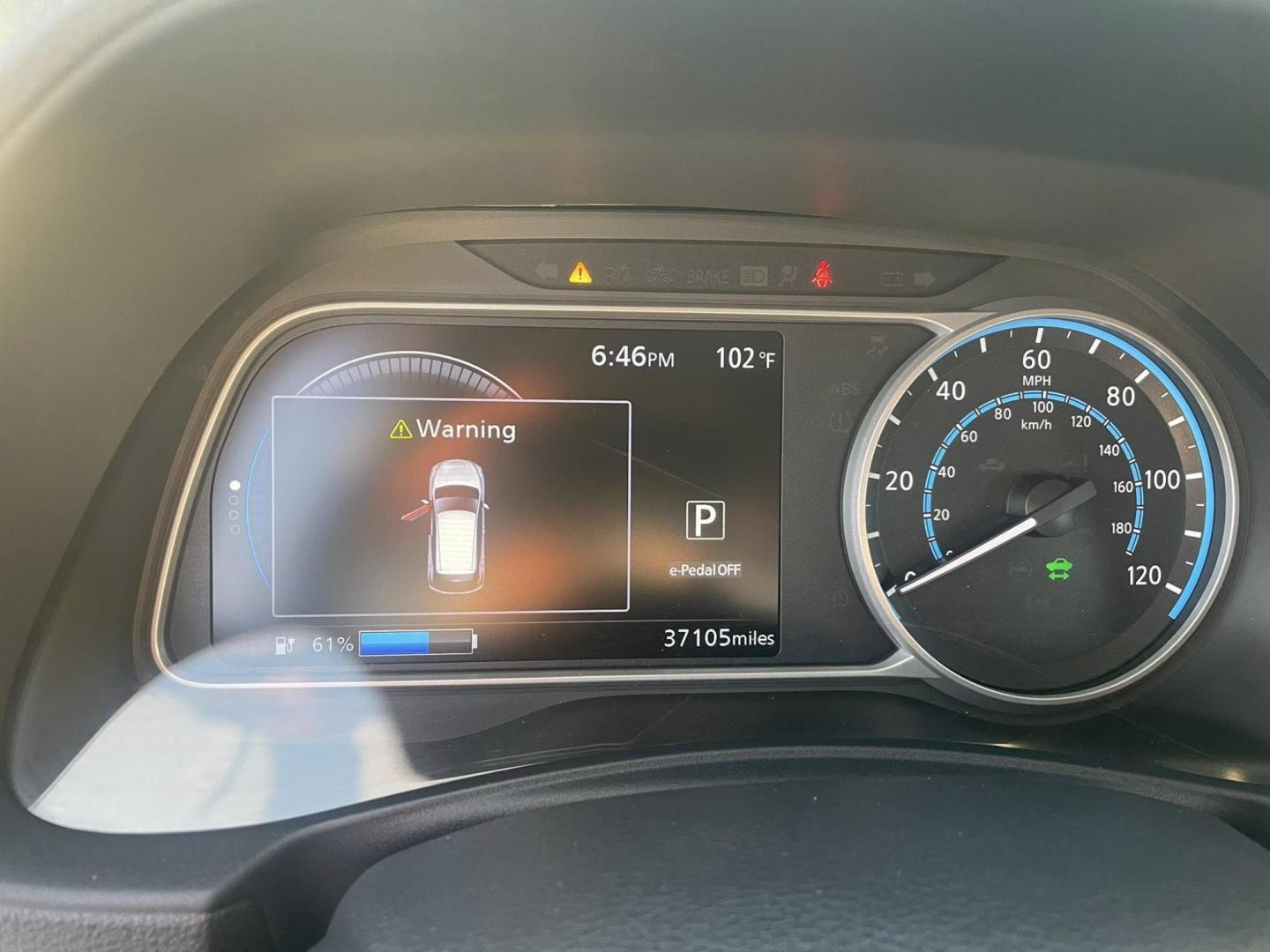 2022 Nissan LEAF SV (1N4BZ1CV7NC) with an ELECTRIC engine, CVT transmission, located at 744 E Miner Ave, Stockton, CA, 95202, (209) 944-5770, 37.956863, -121.282082 - PLUS TAXES AND FEES NO CHARGER AVAILABLE - Photo#8