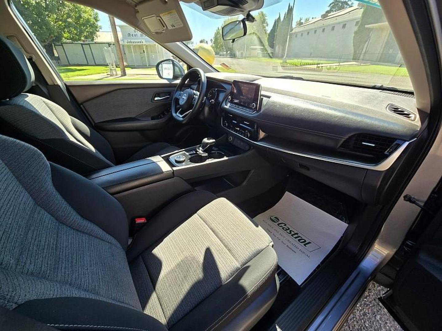 2022 GRAY Nissan Rogue (5N1BT3BBXNC) with an 3-Cyl Turbo 1.5 Liter engine, Automatic CVT w/Xtronic transmission, located at 246 E Walker St., Orland, 95963, (530) 865-5800, 39.747589, -122.178398 - Photo#18