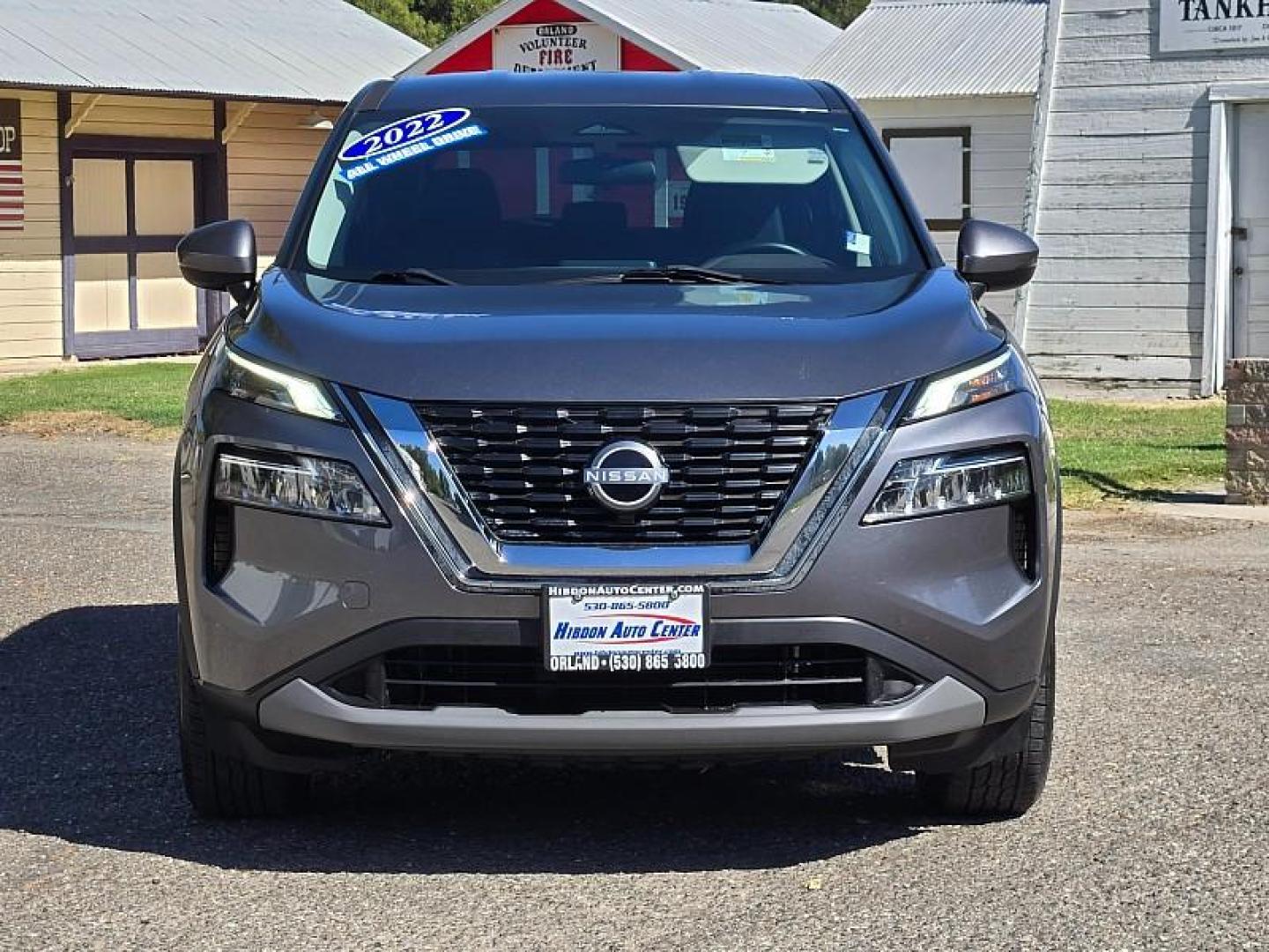 2022 GRAY Nissan Rogue (5N1BT3BBXNC) with an 3-Cyl Turbo 1.5 Liter engine, Automatic CVT w/Xtronic transmission, located at 246 E Walker St., Orland, 95963, (530) 865-5800, 39.747589, -122.178398 - Photo#3