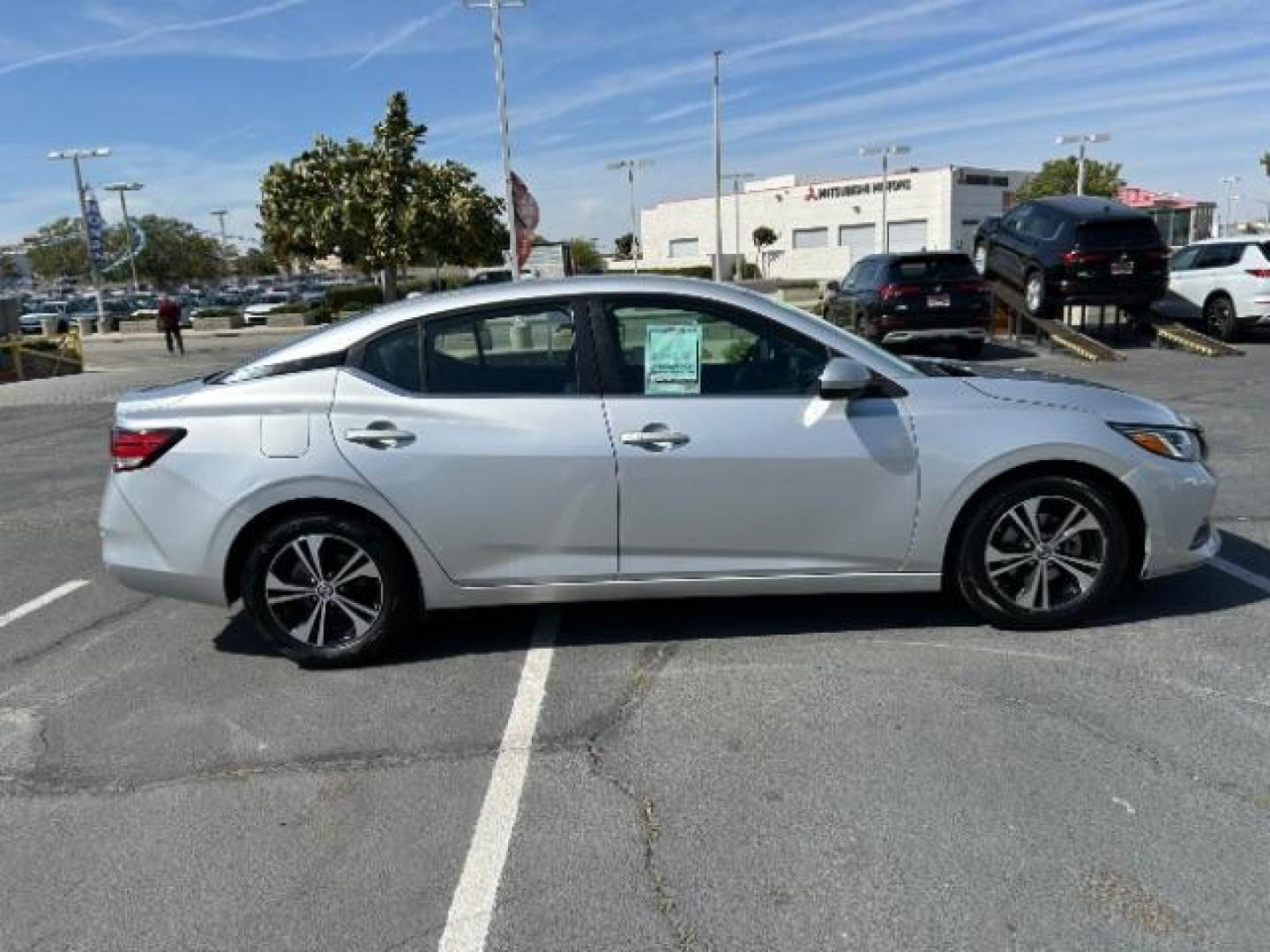 2022 SILVER Nissan Sentra (3N1AB8CV5NY) with an 4-Cyl 2.0 Liter engine, Automatic CVT w/Xtronic transmission, located at 412 Auto Vista Drive, Palmdale, 93551, (661) 945-0620, 34.592636, -118.136681 - Photo#11