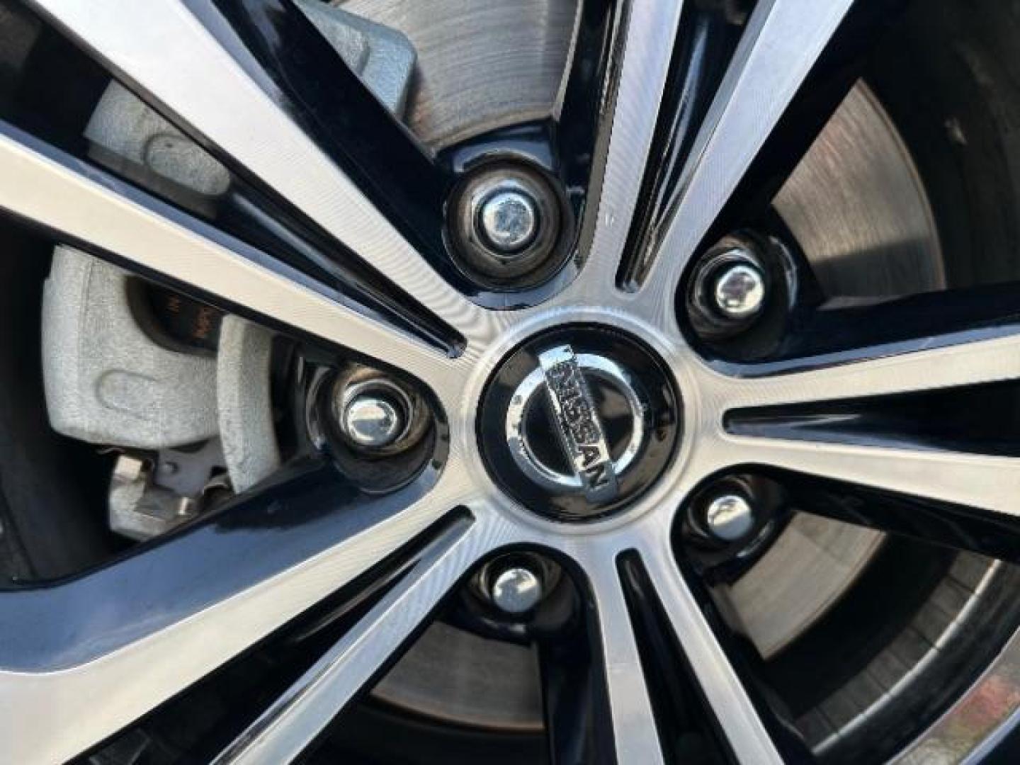 2022 SILVER Nissan Sentra (3N1AB8CV5NY) with an 4-Cyl 2.0 Liter engine, Automatic CVT w/Xtronic transmission, located at 412 Auto Vista Drive, Palmdale, 93551, (661) 945-0620, 34.592636, -118.136681 - Photo#16