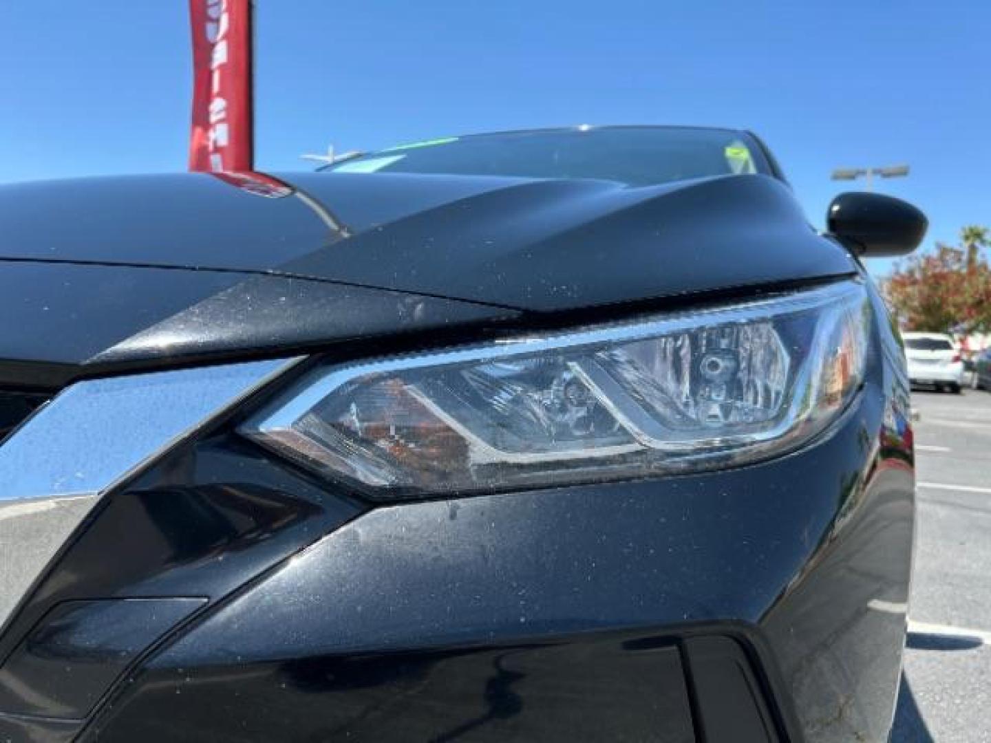 2022 BLACK Nissan Sentra (3N1AB8CV9NY) with an 4-Cyl 2.0 Liter engine, Automatic CVT w/Xtronic transmission, located at 412 Auto Vista Drive, Palmdale, 93551, (661) 945-0620, 34.592636, -118.136681 - Photo#5