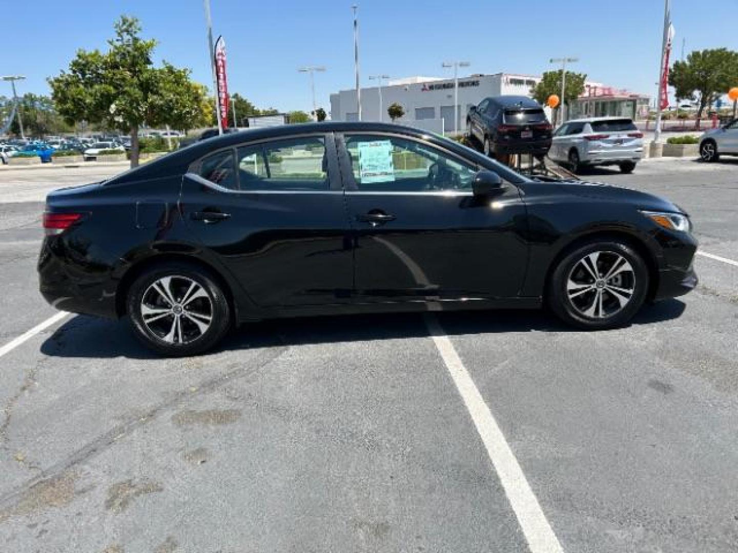 2022 BLACK Nissan Sentra (3N1AB8CV9NY) with an 4-Cyl 2.0 Liter engine, Automatic CVT w/Xtronic transmission, located at 412 Auto Vista Drive, Palmdale, 93551, (661) 945-0620, 34.592636, -118.136681 - Photo#7