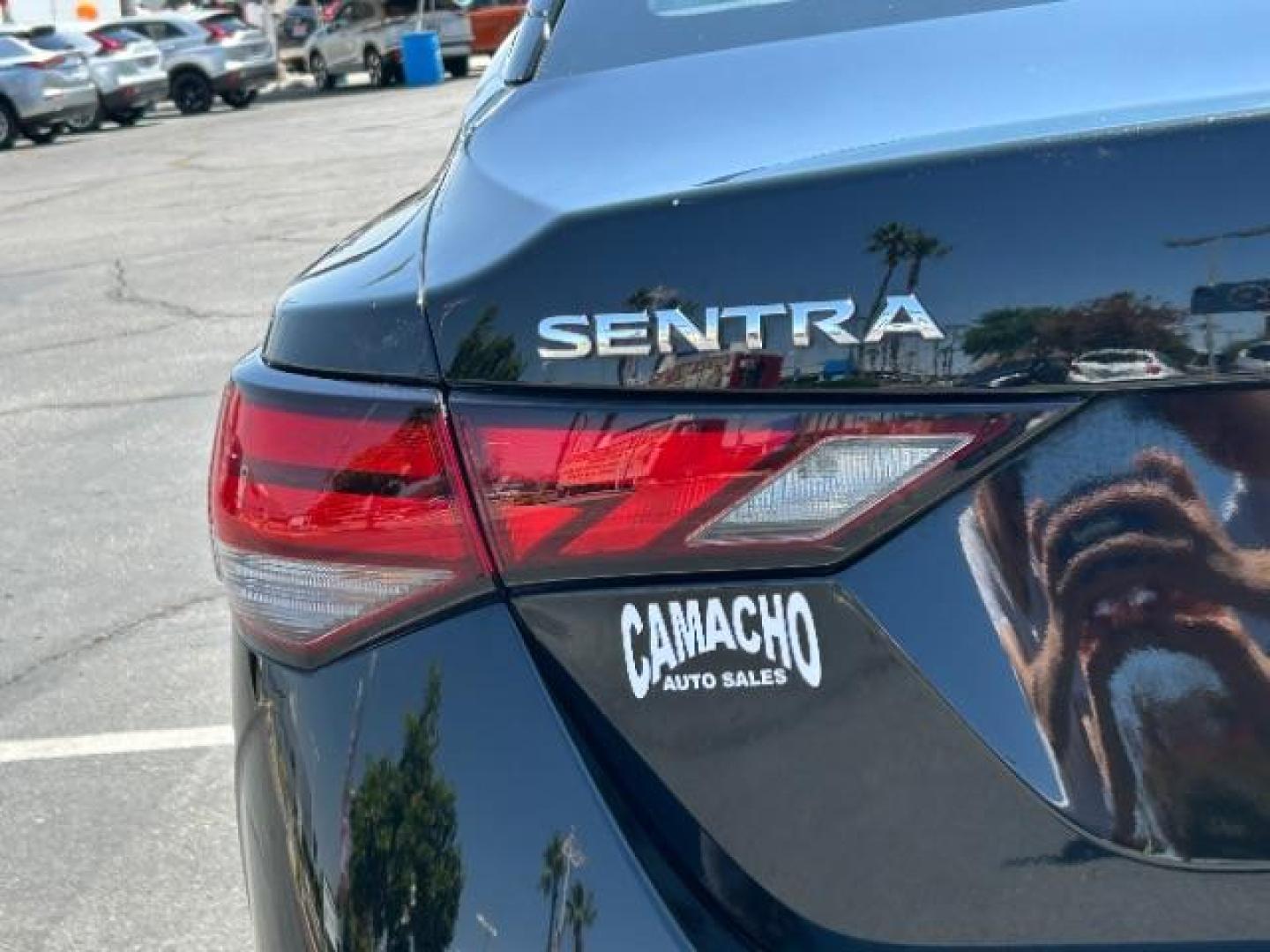 2022 BLACK Nissan Sentra (3N1AB8CV9NY) with an 4-Cyl 2.0 Liter engine, Automatic CVT w/Xtronic transmission, located at 412 Auto Vista Drive, Palmdale, 93551, (661) 945-0620, 34.592636, -118.136681 - Photo#15