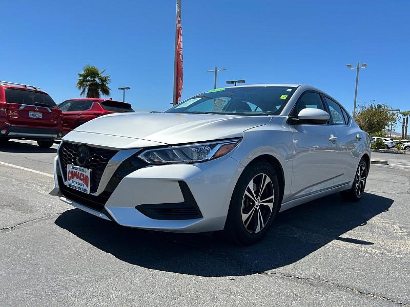 2022 SILVER Nissan Sentra (3N1AB8CV0NY) with an 4-Cyl 2.0 Liter engine, Automatic CVT w/Xtronic transmission, located at 412 Auto Vista Drive, Palmdale, 93551, (661) 945-0620, 34.592636, -118.136681 - Photo#2