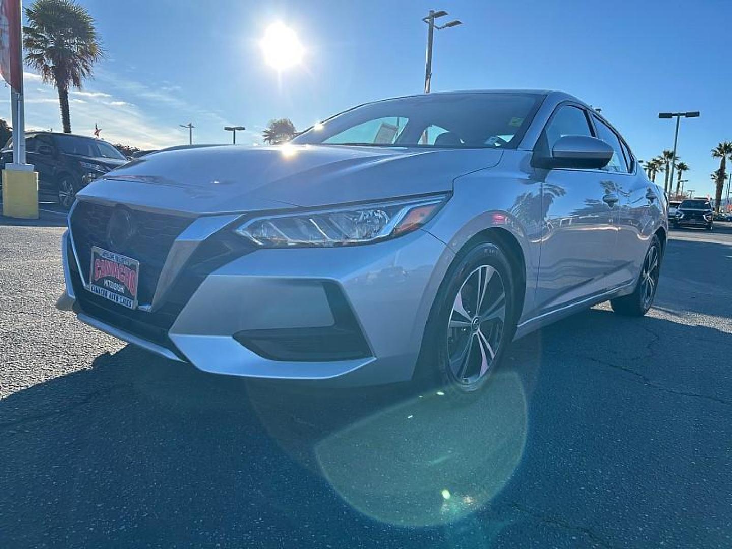 2022 SILVER Nissan Sentra (3N1AB8CVXNY) with an 4-Cyl 2.0 Liter engine, Automatic CVT w/Xtronic transmission, located at 412 Auto Vista Drive, Palmdale, 93551, (661) 945-0620, 34.592636, -118.136681- Photo#3