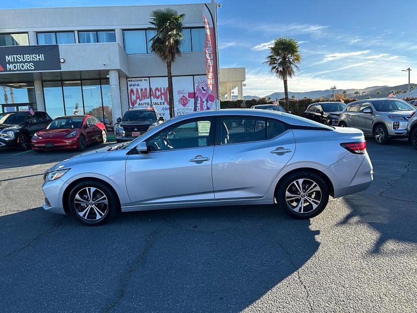2022 SILVER Nissan Sentra (3N1AB8CVXNY) with an 4-Cyl 2.0 Liter engine, Automatic CVT w/Xtronic transmission, located at 412 Auto Vista Drive, Palmdale, 93551, (661) 945-0620, 34.592636, -118.136681- Photo#8