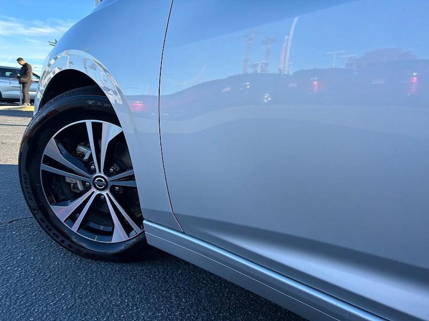 2022 SILVER Nissan Sentra (3N1AB8CVXNY) with an 4-Cyl 2.0 Liter engine, Automatic CVT w/Xtronic transmission, located at 412 Auto Vista Drive, Palmdale, 93551, (661) 945-0620, 34.592636, -118.136681- Photo#11