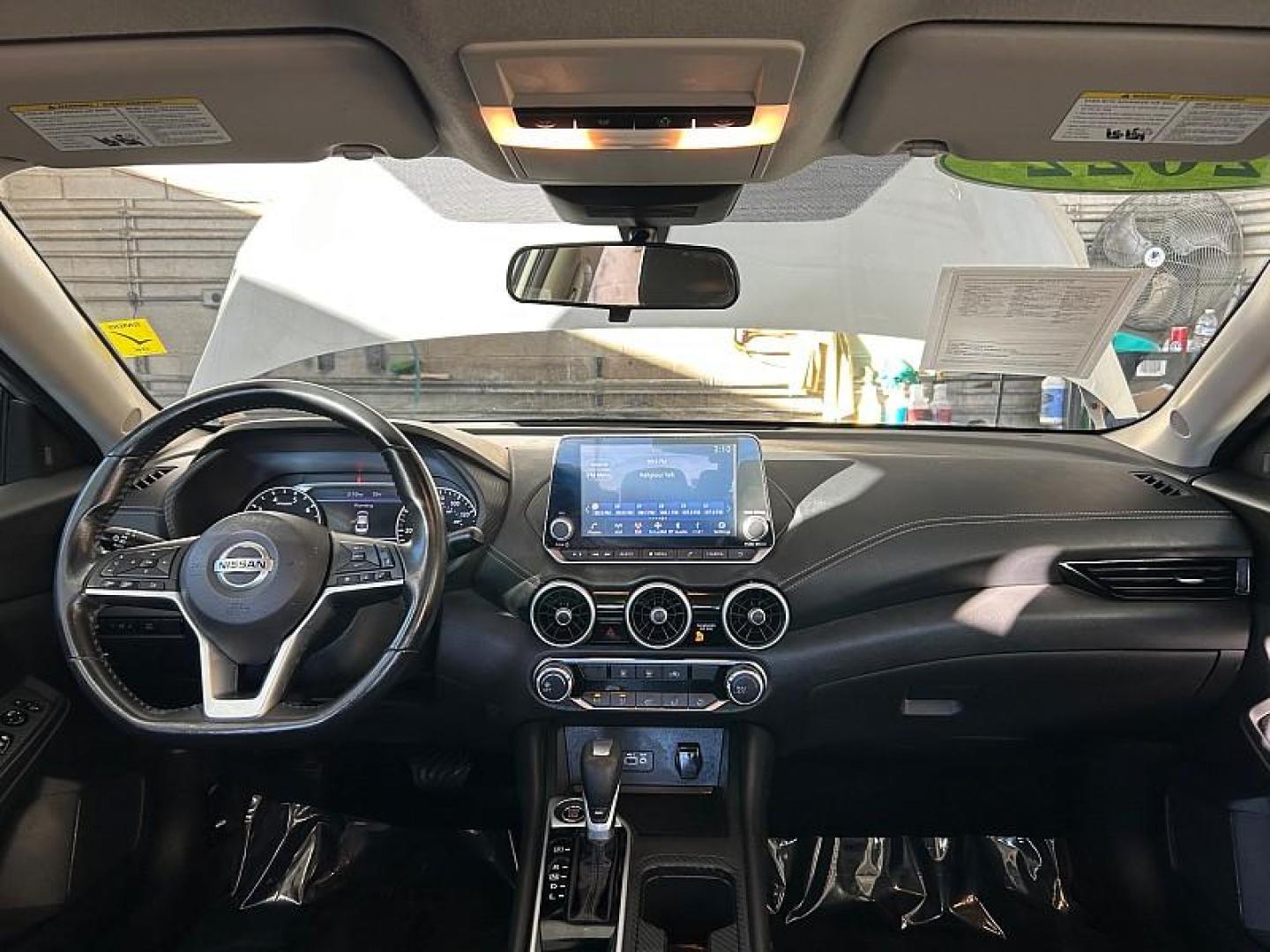 2022 SILVER Nissan Sentra (3N1AB8CVXNY) with an 4-Cyl 2.0 Liter engine, Automatic CVT w/Xtronic transmission, located at 412 Auto Vista Drive, Palmdale, 93551, (661) 945-0620, 34.592636, -118.136681- Photo#23