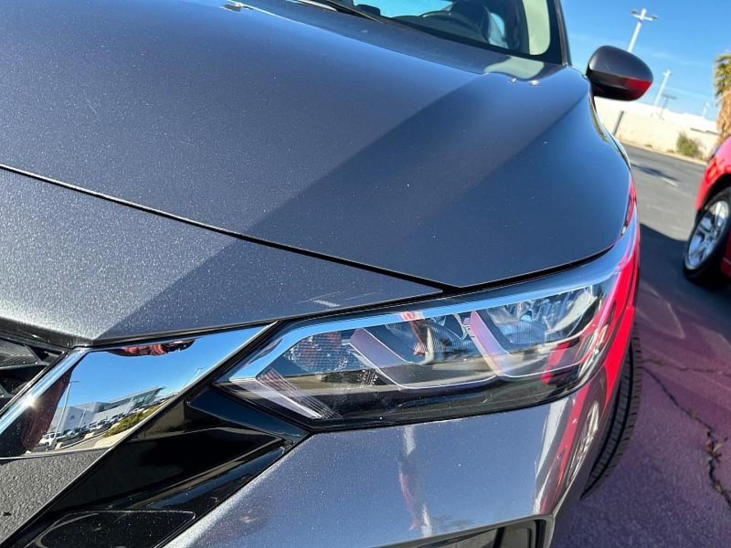 2022 GRAY Nissan Sentra (3N1AB8CV4NY) with an 4-Cyl 2.0 Liter engine, Automatic CVT w/Xtronic transmission, located at 412 Auto Vista Drive, Palmdale, 93551, (661) 945-0620, 34.592636, -118.136681 - Photo#15