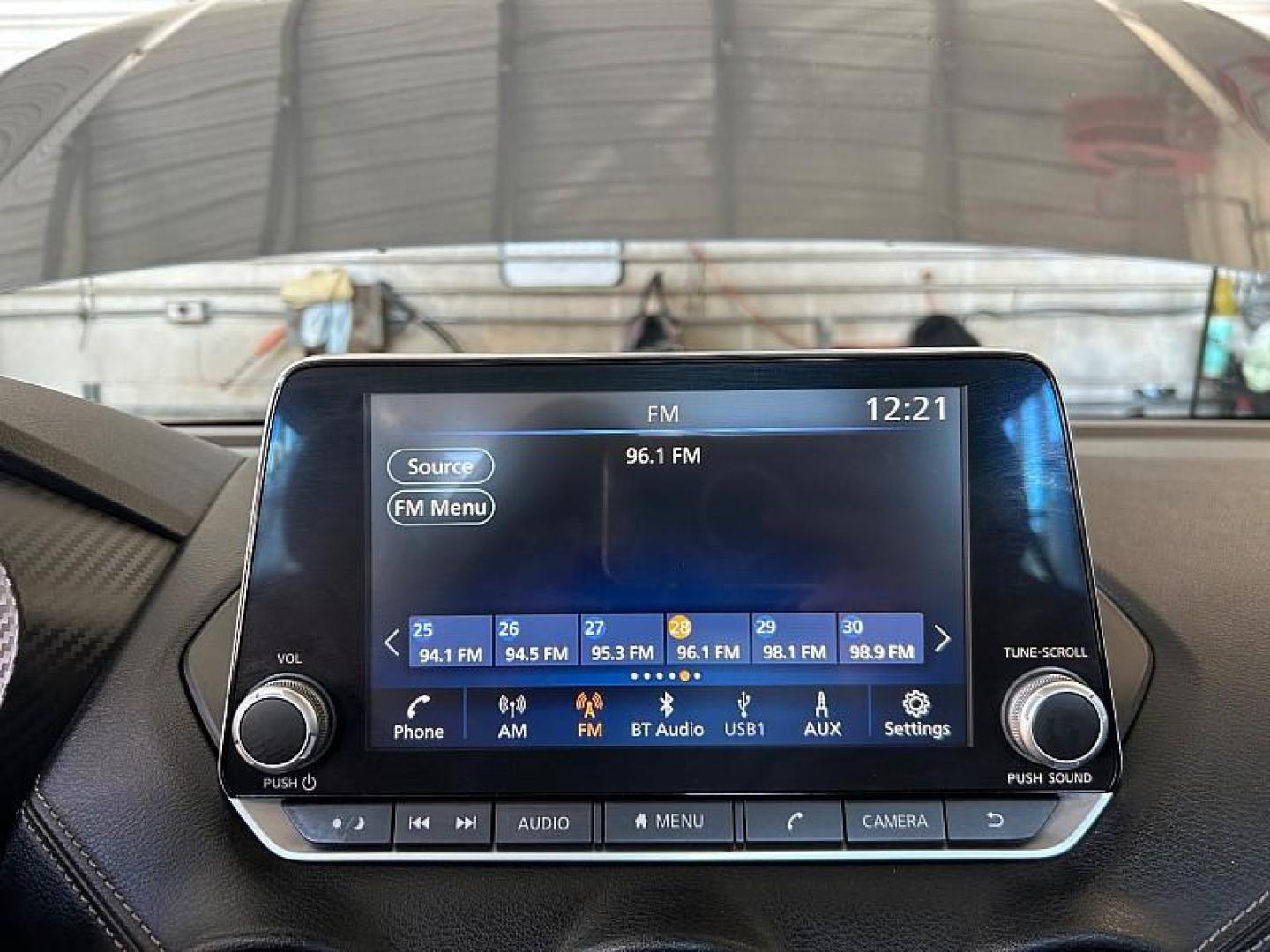 2022 GRAY Nissan Sentra (3N1AB8CV4NY) with an 4-Cyl 2.0 Liter engine, Automatic CVT w/Xtronic transmission, located at 412 Auto Vista Drive, Palmdale, 93551, (661) 945-0620, 34.592636, -118.136681 - Photo#21