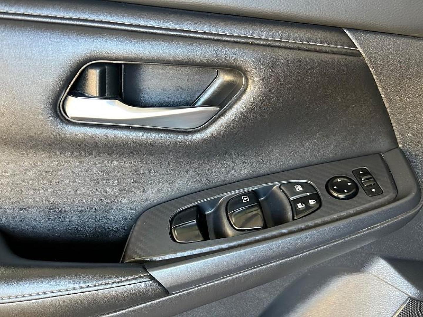 2022 GRAY Nissan Sentra (3N1AB8CV4NY) with an 4-Cyl 2.0 Liter engine, Automatic CVT w/Xtronic transmission, located at 412 Auto Vista Drive, Palmdale, 93551, (661) 945-0620, 34.592636, -118.136681 - Photo#29