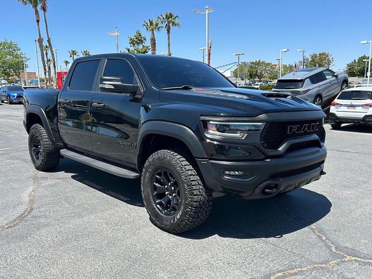2022 BLACK Ram 1500 4WD (1C6SRFU91NN) with an V8 HEMI 6.2 Liter engine, Automatic 8-Spd transmission, located at 412 Auto Vista Drive, Palmdale, 93551, (661) 945-0620, 34.592636, -118.136681 - Photo#0
