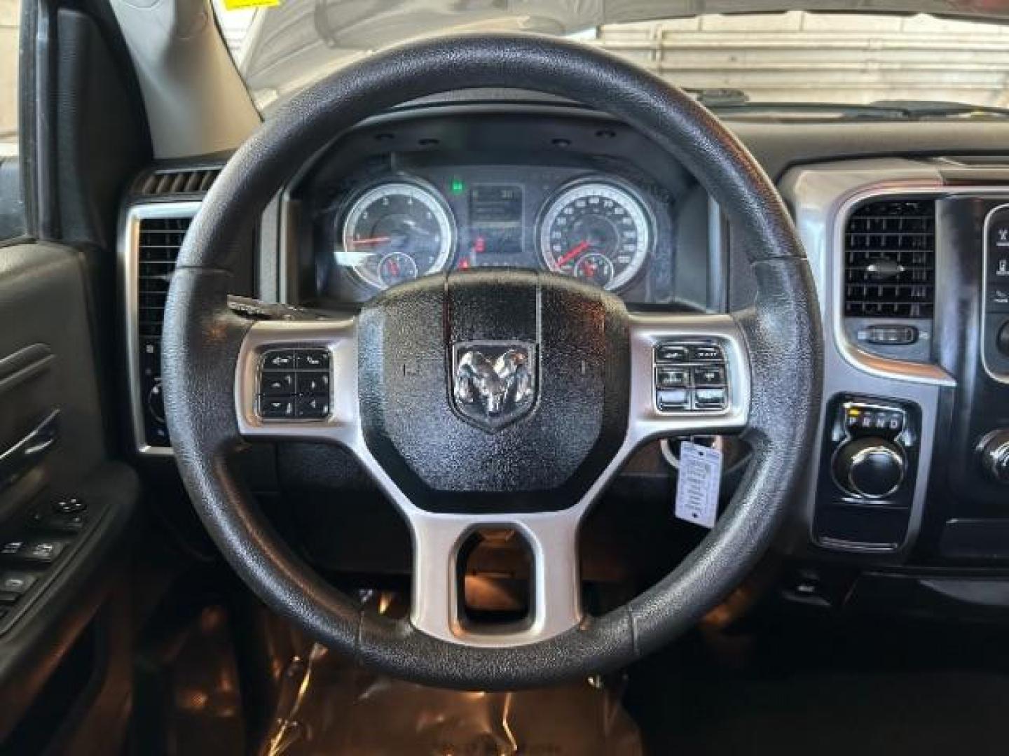 2022 GRAY Ram 1500 Classic 2WD (1C6RR6LGXNS) with an 6-Cyl 3.6 Liter engine, Automatic 8-Spd transmission, located at 412 Auto Vista Drive, Palmdale, 93551, (661) 945-0620, 34.592636, -118.136681 - Photo#21