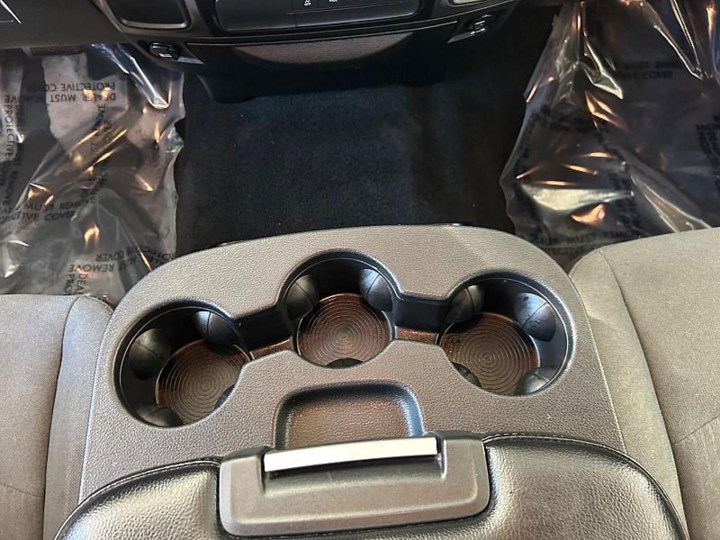 2022 RED Ram 1500 Classic 2WD (1C6RR6LG3NS) with an V8 HEMI 5.7 Liter engine, Automatic 8-Spd transmission, located at 412 Auto Vista Drive, Palmdale, 93551, (661) 945-0620, 34.592636, -118.136681 - Photo#24